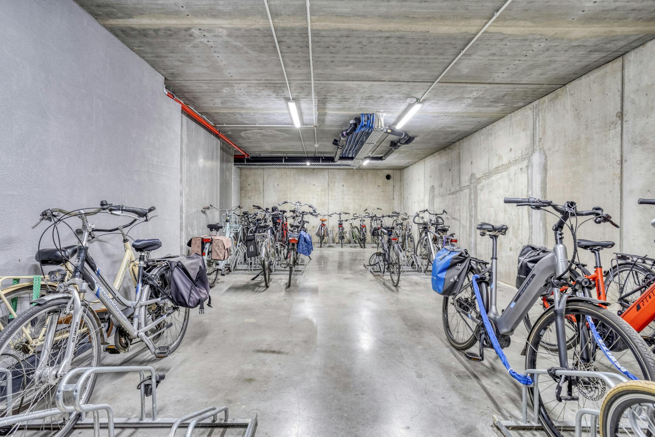 Energiezuinig gelijkvloers appartement met terras in Boom foto 13