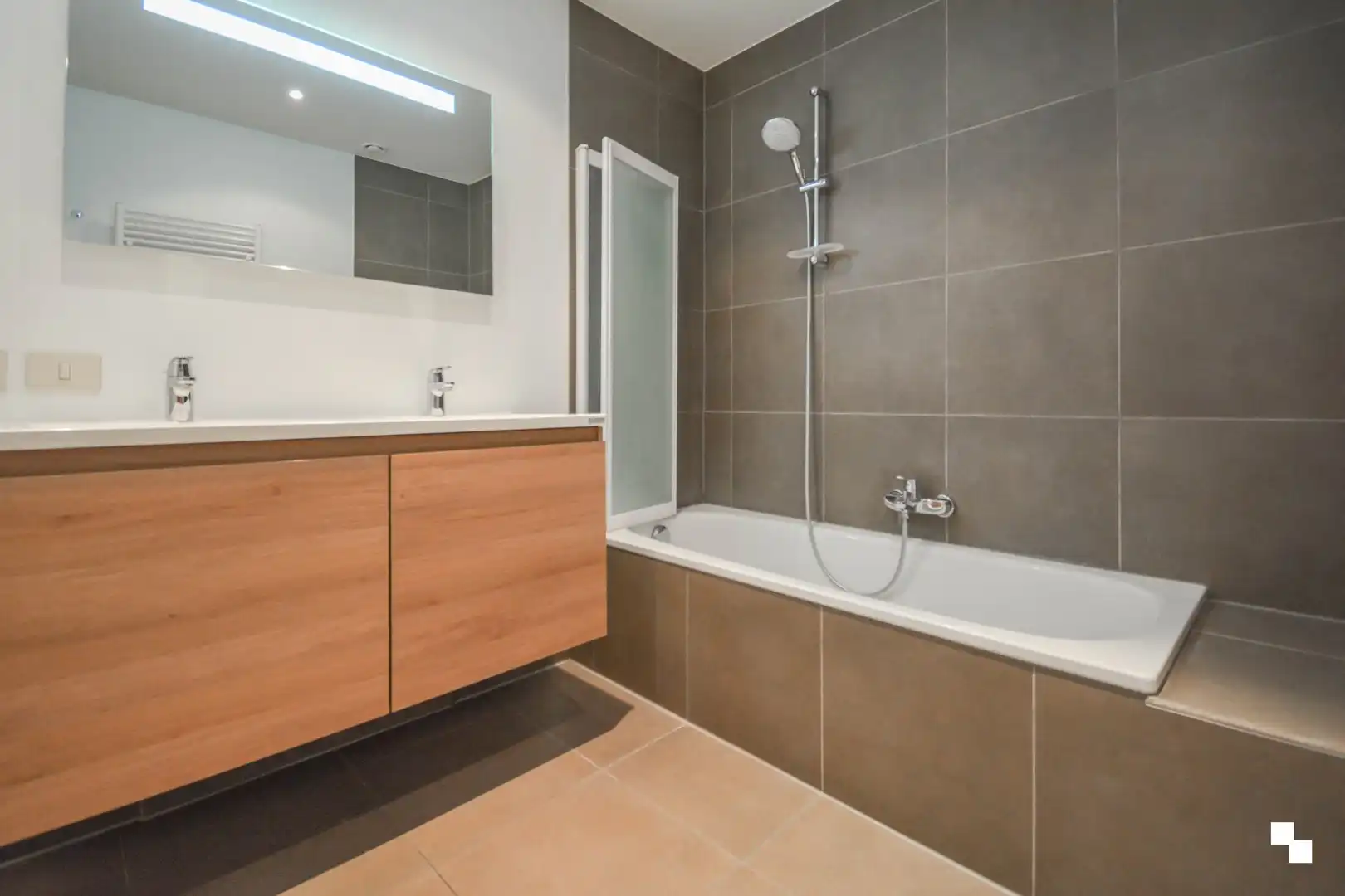 Energiezuinig tweeslaapkamerappartement in hartje Izegem foto 20