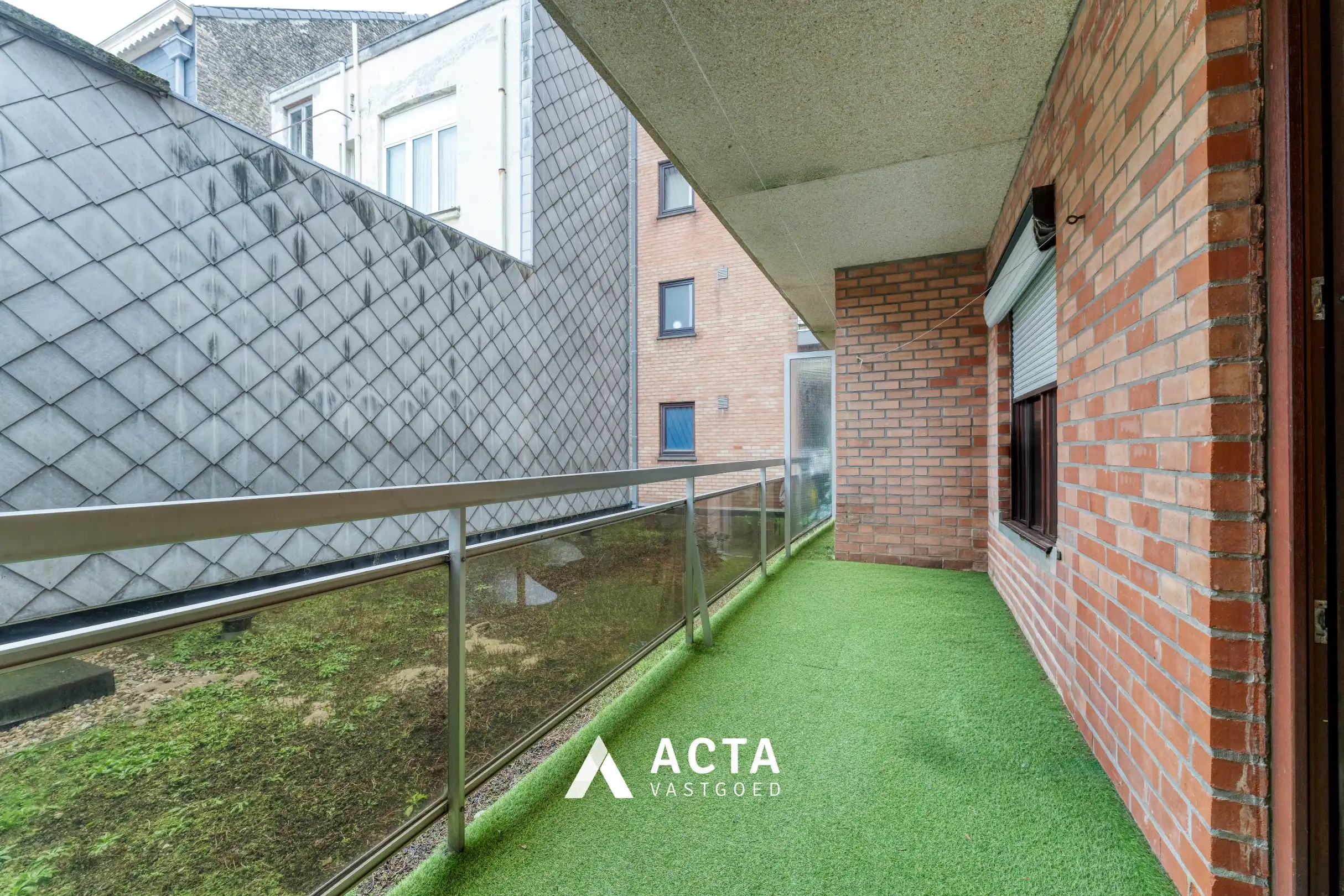 Ruim appartement aan het Leopoldpark in Oostende foto 12