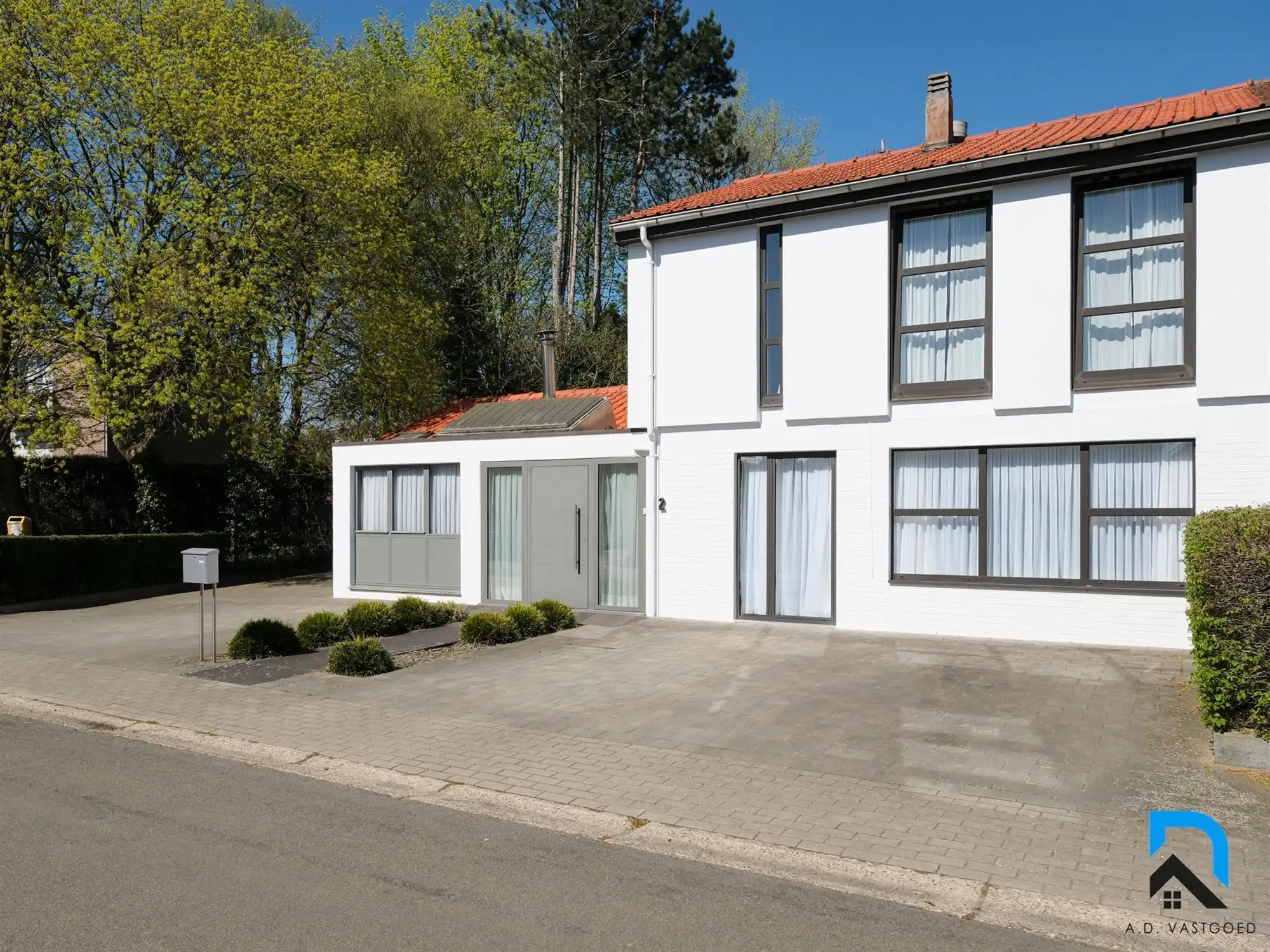 Halfopen bebouwing met grote tuin in Beverst foto 38