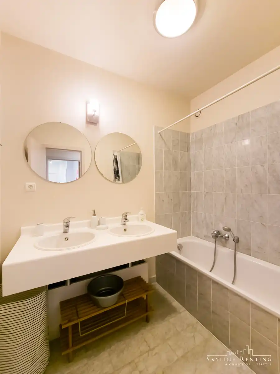 Prachtig gemeubeld appartement met 2 KAMERS + 2 badkamers foto 13