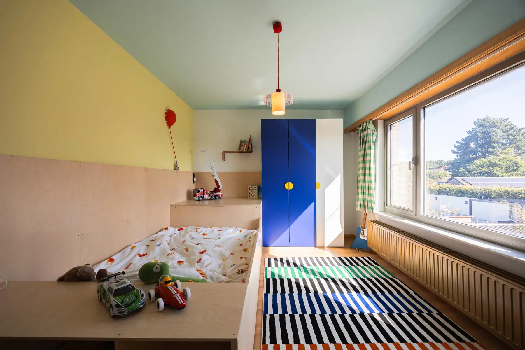 Ruime gezinswoning met 4 slaapkamers op perceel van 528 m² foto 18