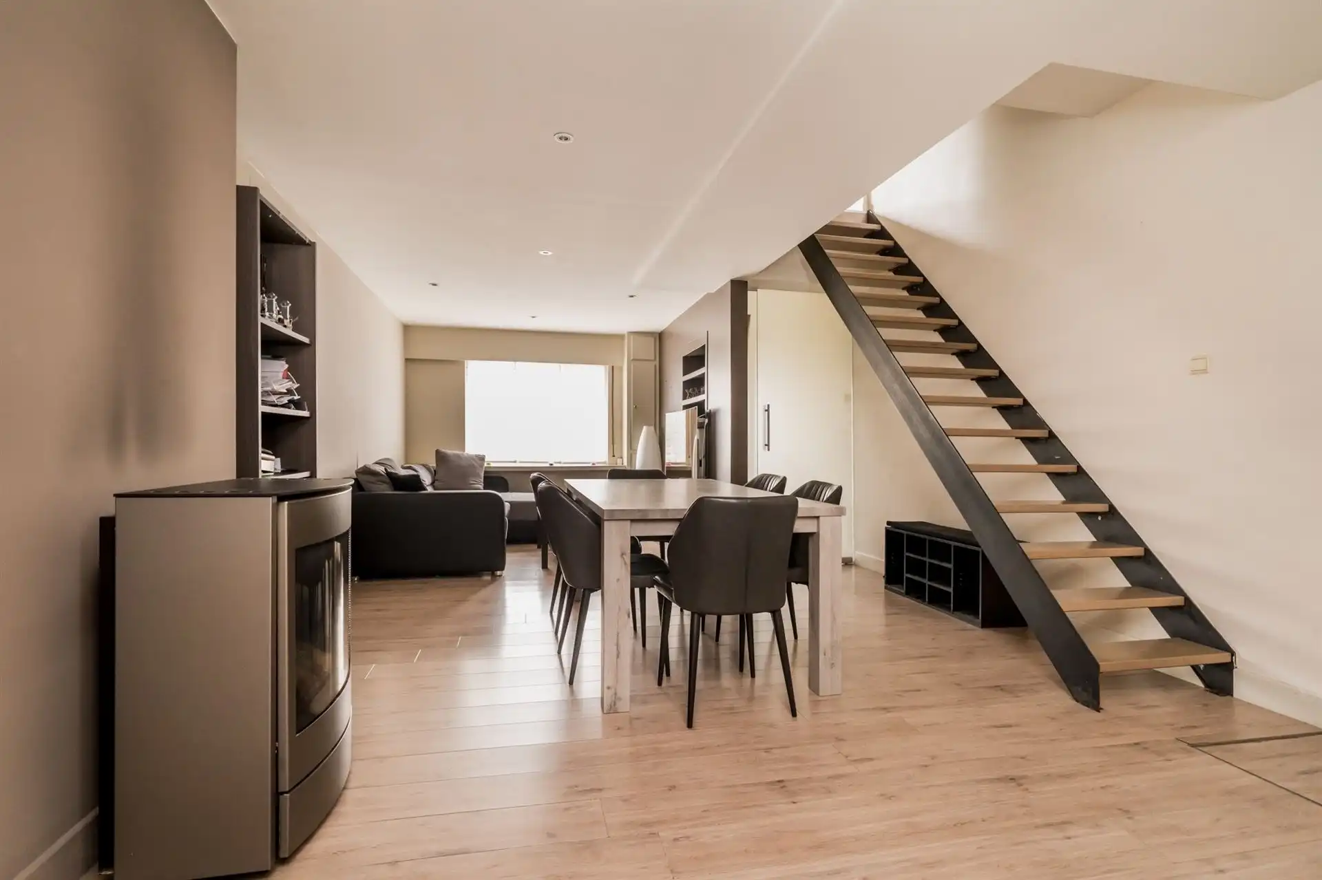 Instapklare woning met 3/4 slpks aan park Bel air! foto 7