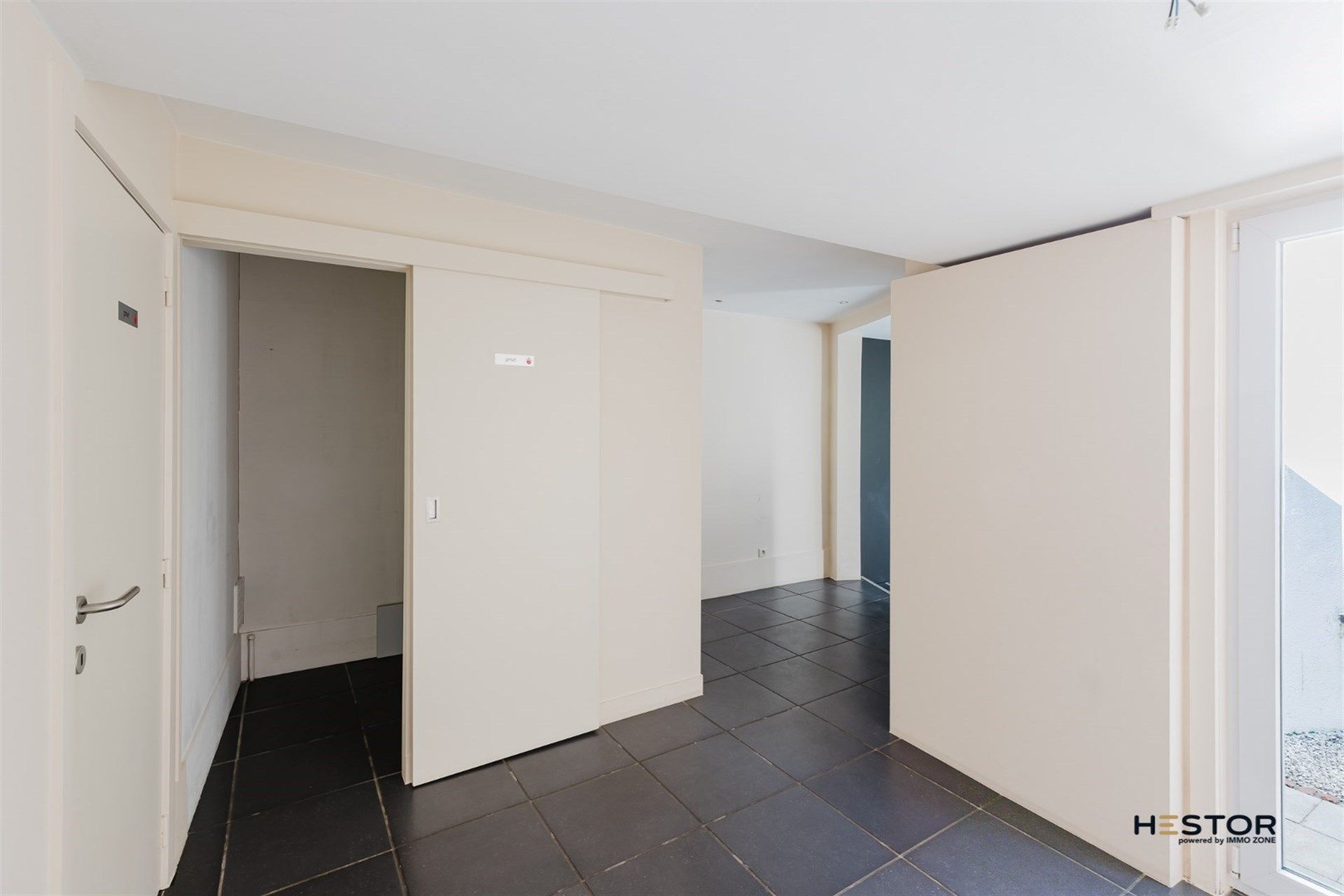 Veelzijdig handelspand op toplocatie in hartje Hamme!  foto 5