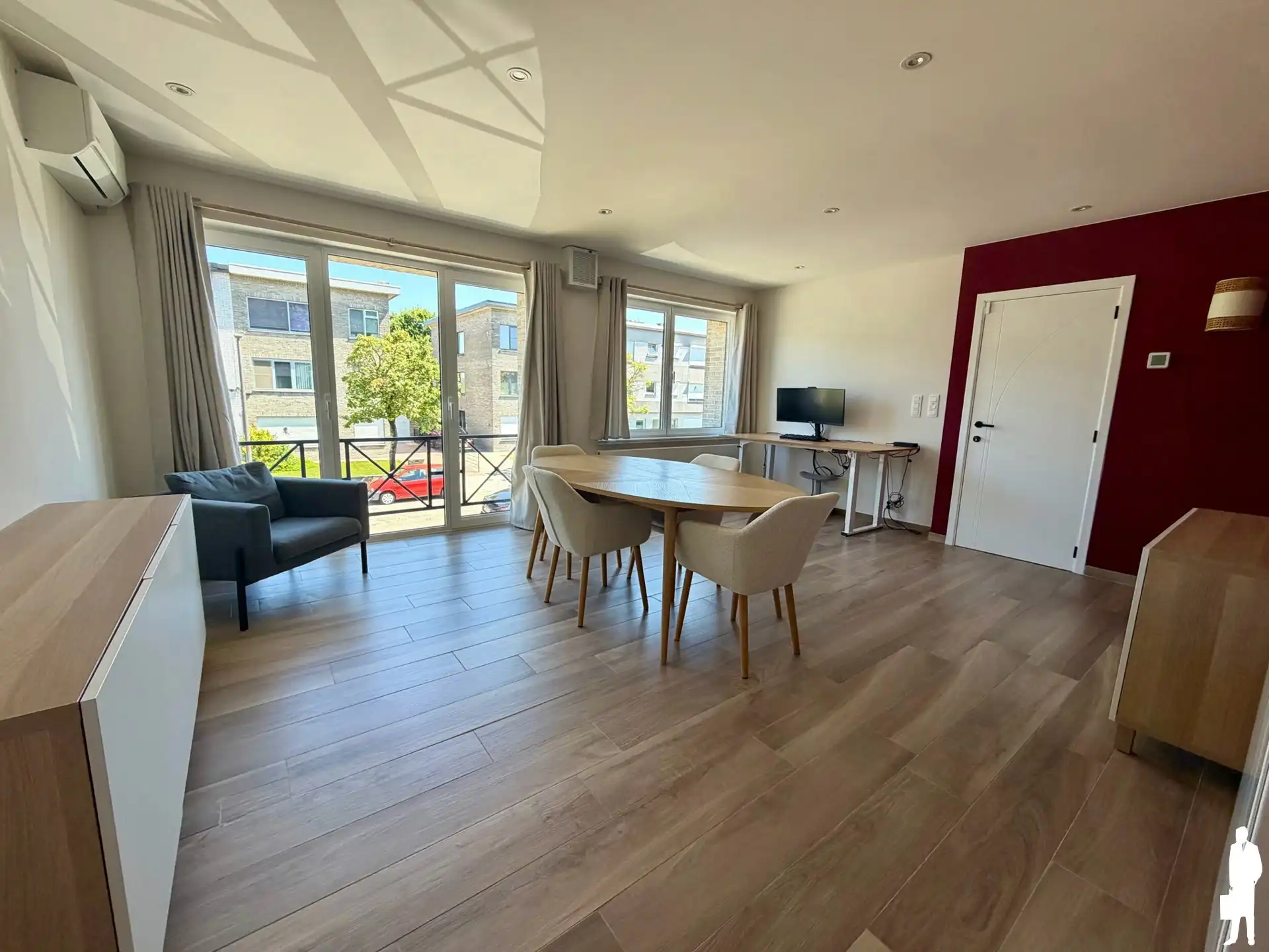 Unieke gezinswoning met veel mogelijkheden, garage en tuin foto 24