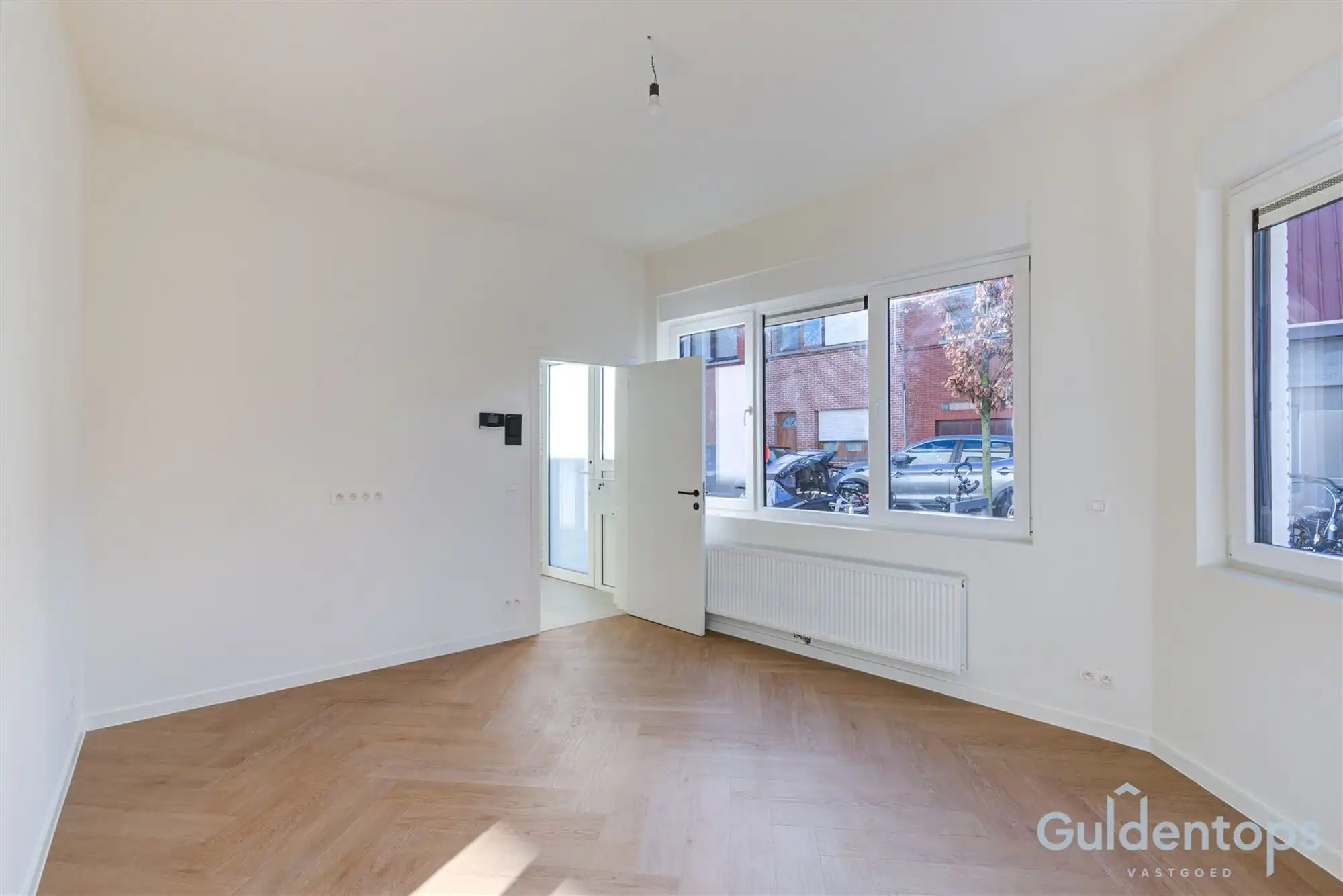 Instapklare vernieuwde woning  foto 4