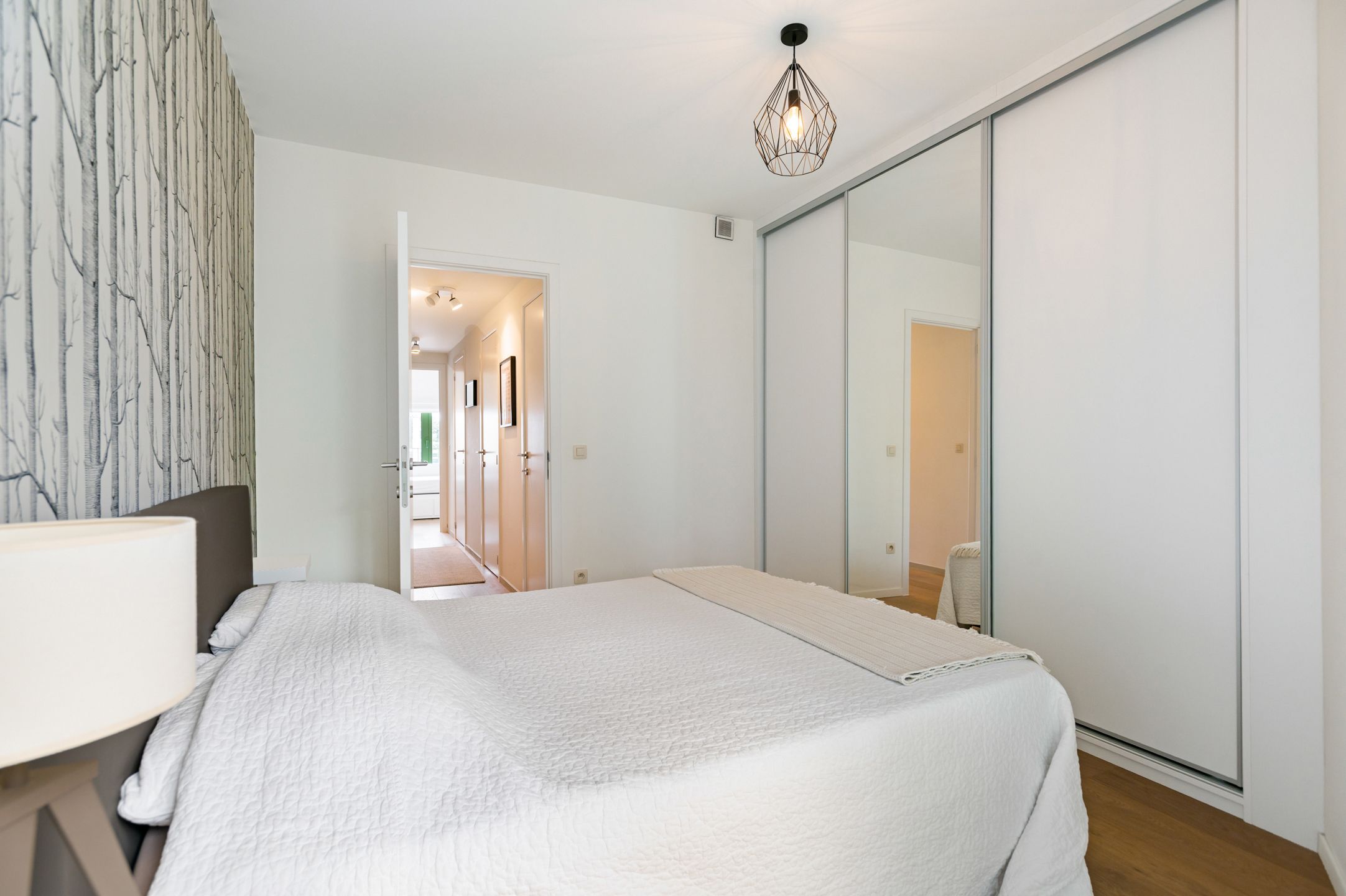 Recent en ruim appartement - twee slk. en zonnig terras foto 12