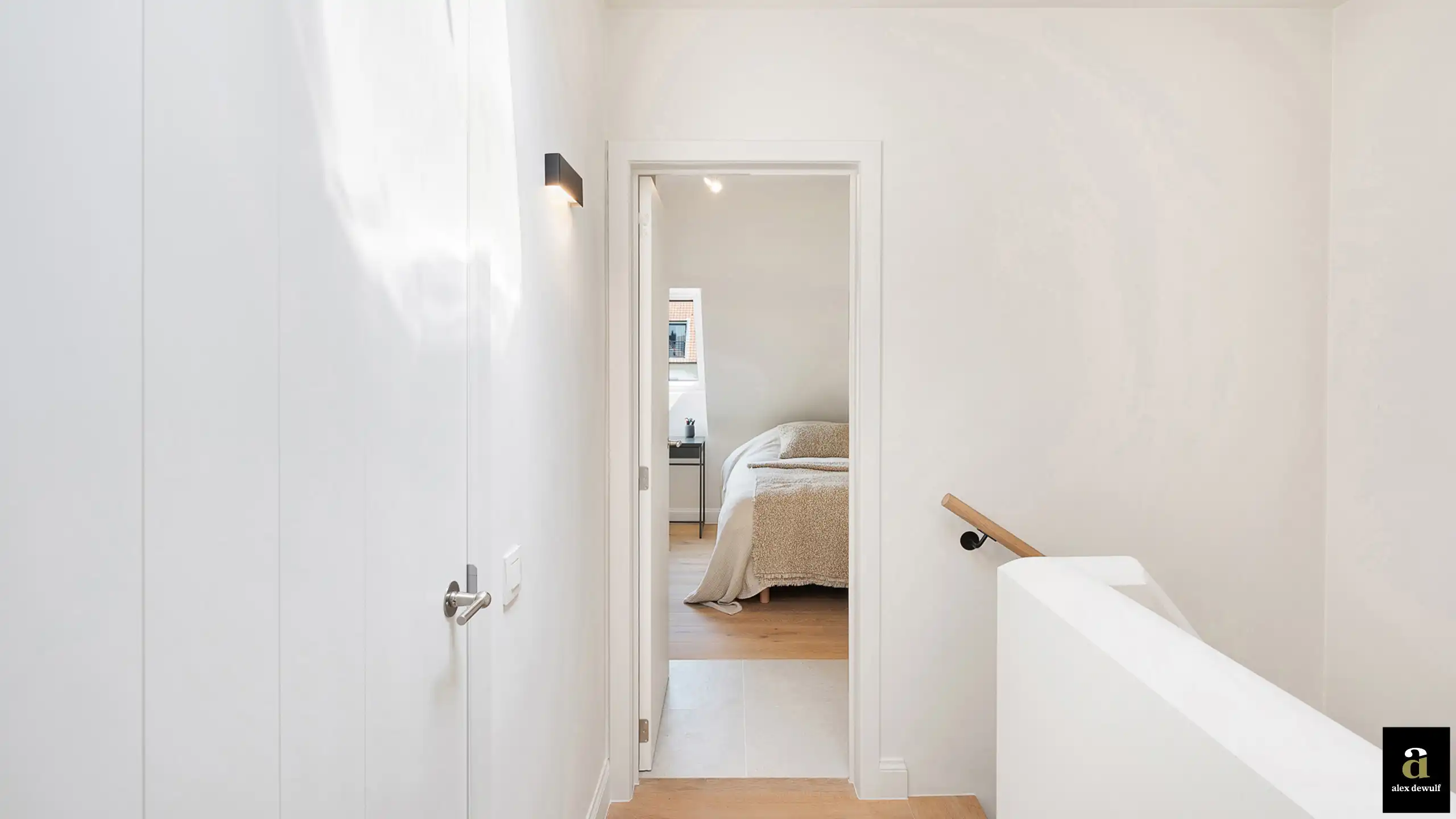 Prachtig afgewerkt duplexappartement met terras en zijdelings zeezicht. foto 18