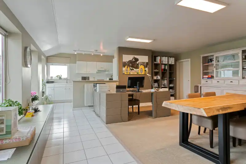 Exclusieve eigendom op ca. 4,4 hectare met professionele paardeninfrastructuur foto 23