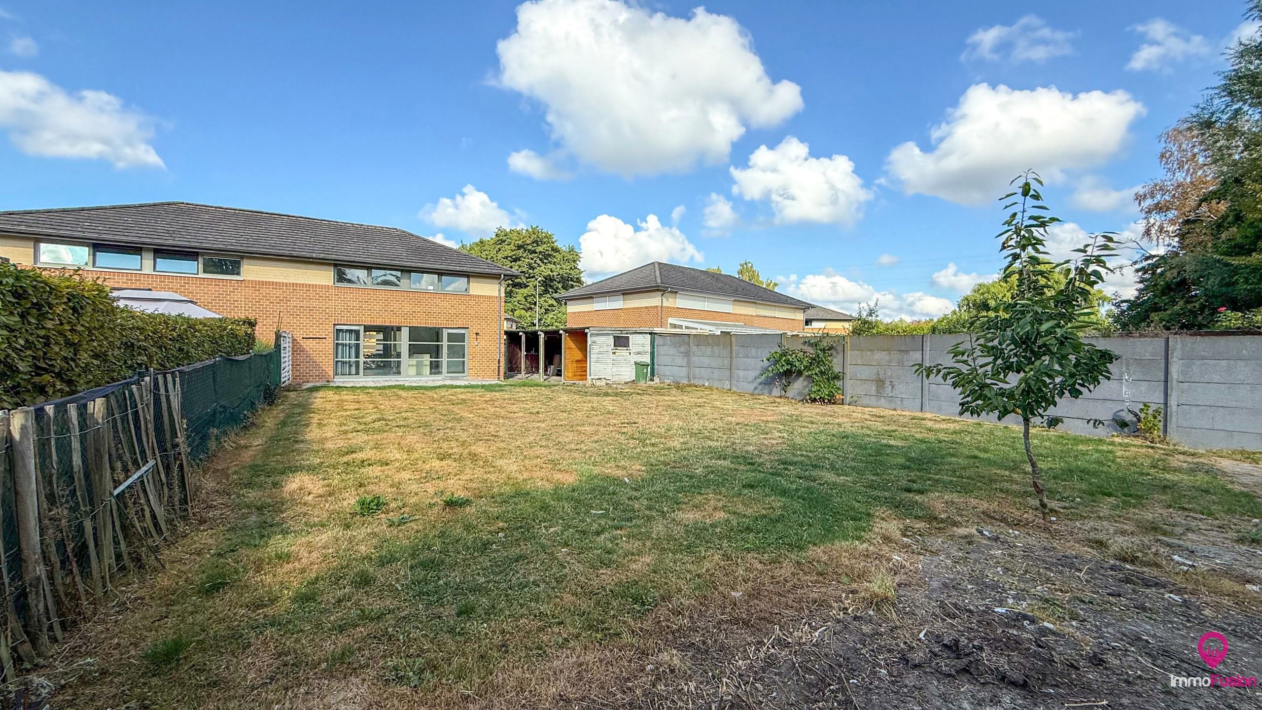 Te renoveren woning met grote tuin in doodlopende straat! foto 35