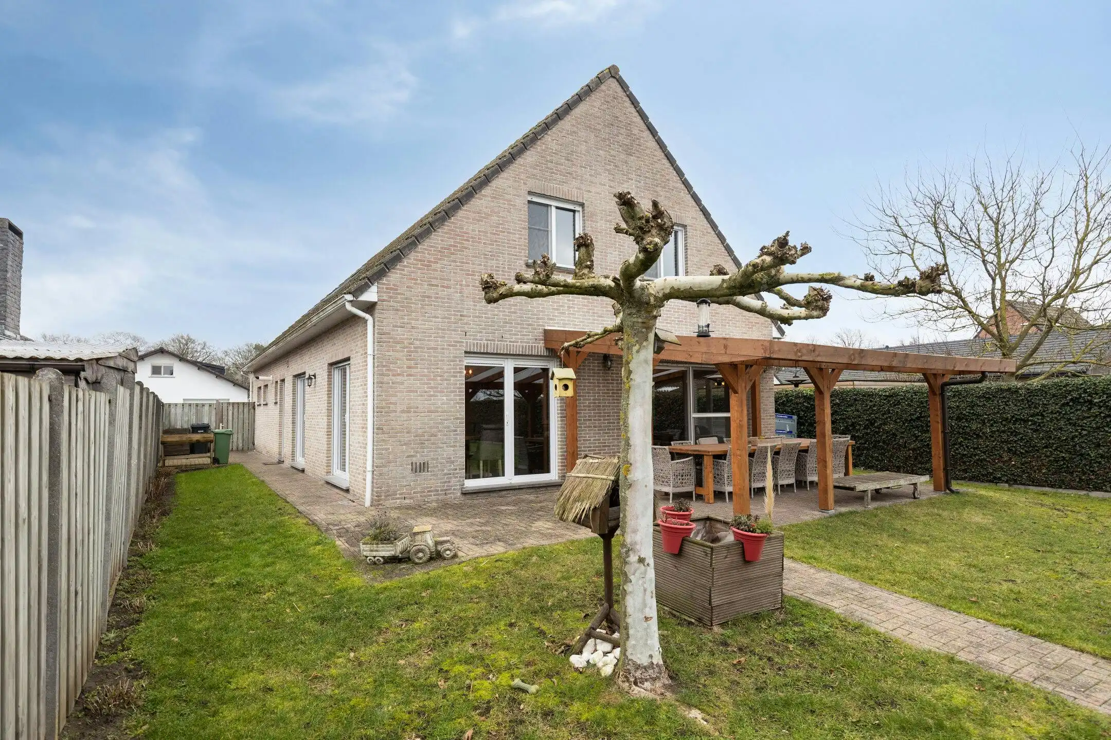 Vrijstaande woning te koop te Essen! foto 3