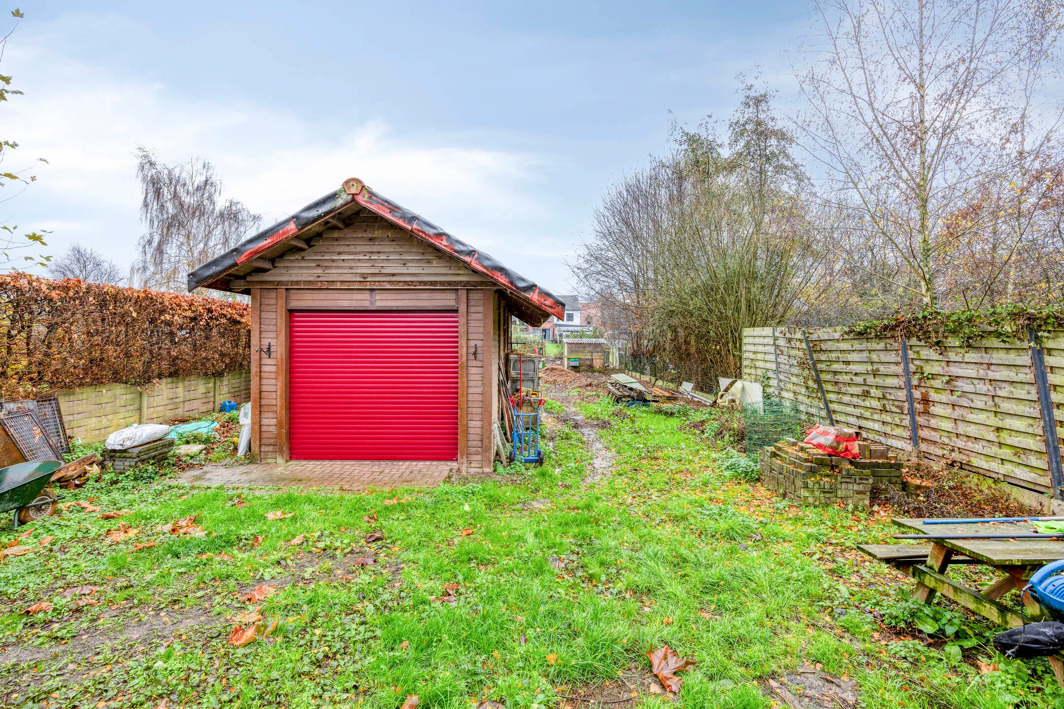 Rustig gelegen gelijkvloerse open bebouwing op 10a te Linden foto 15
