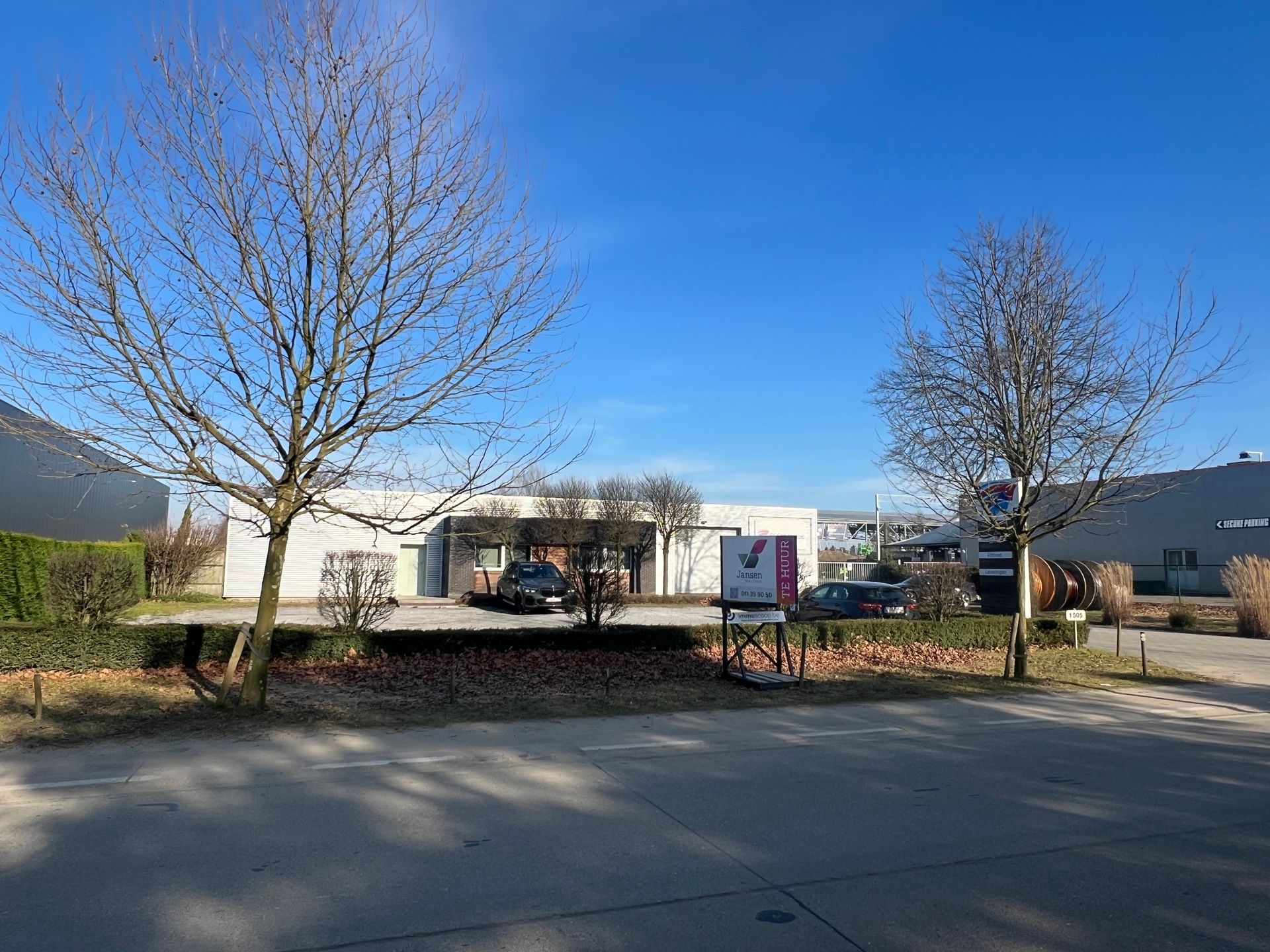 BEDRIJFSGEBOUW MET KANTOOR IN HEUSDEN-ZOLDER/LUMMEN foto 12