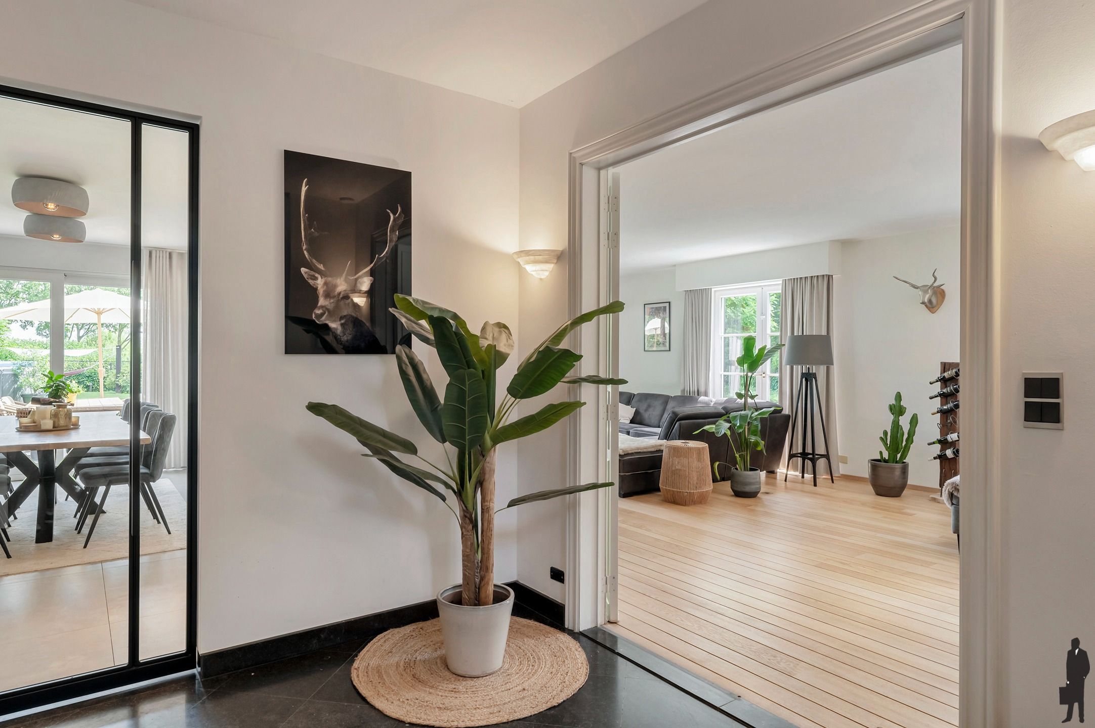 In de residentiële villawijk, De Meersebergen nabij Breda klassieke herenhuis op ca. 2135 m² met uitzicht op "Markdal". foto 21