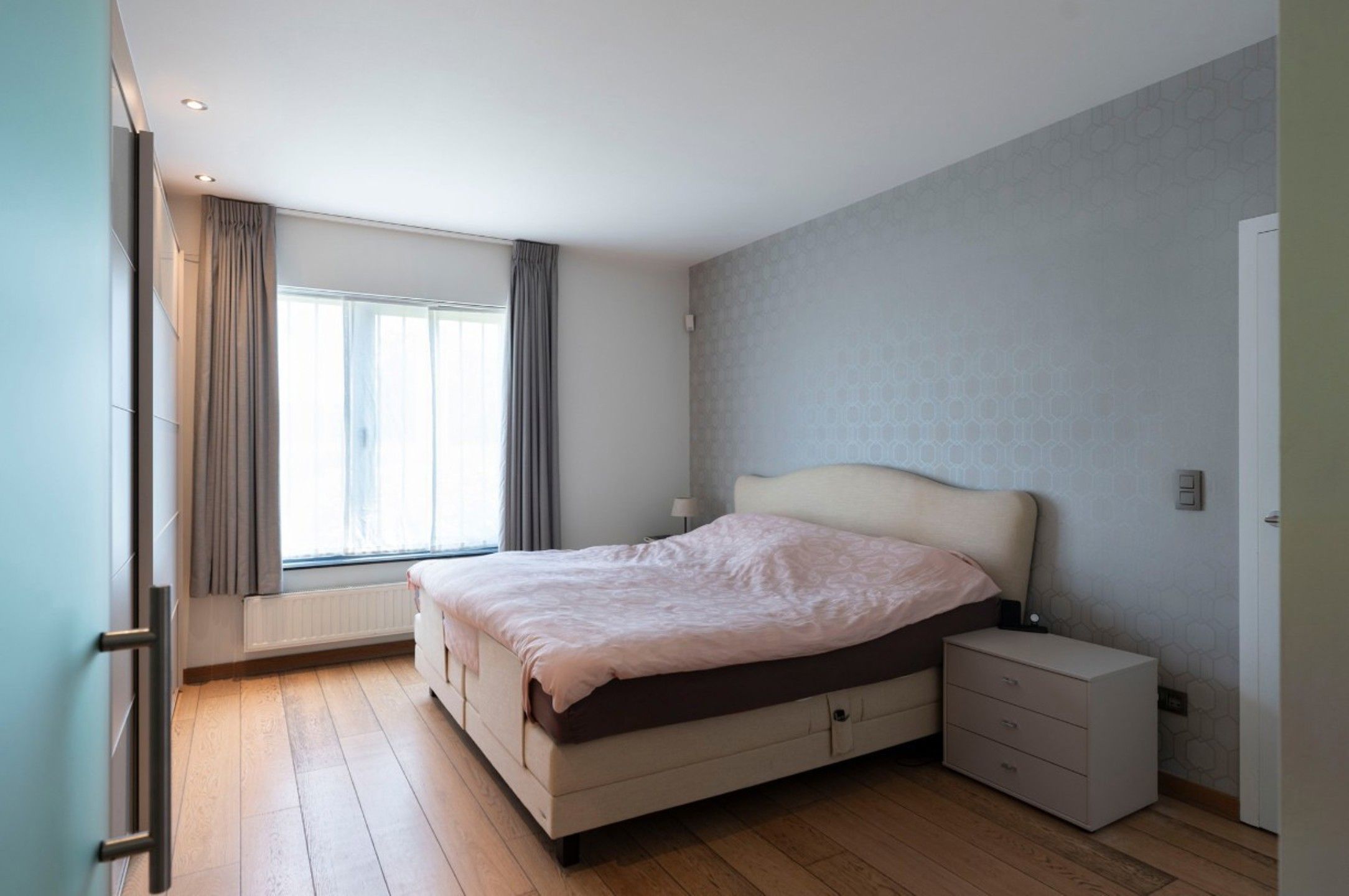 Uniek Bedrijfsgebouw & Luxe Villa In Beveren Te Koop foto 20