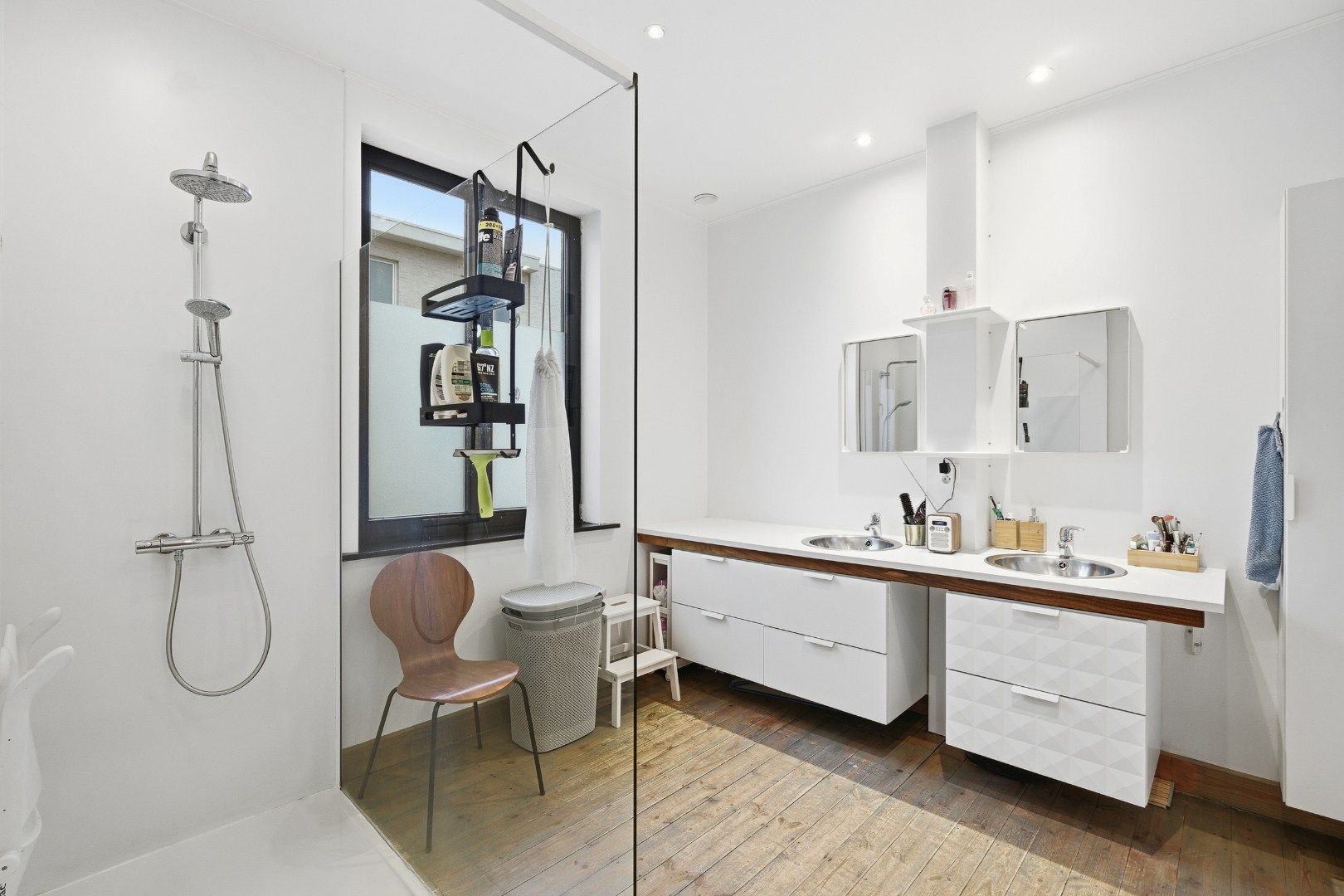 Gezellige eengezinswoning met buitenruimte met INSTELPRIJS foto 16