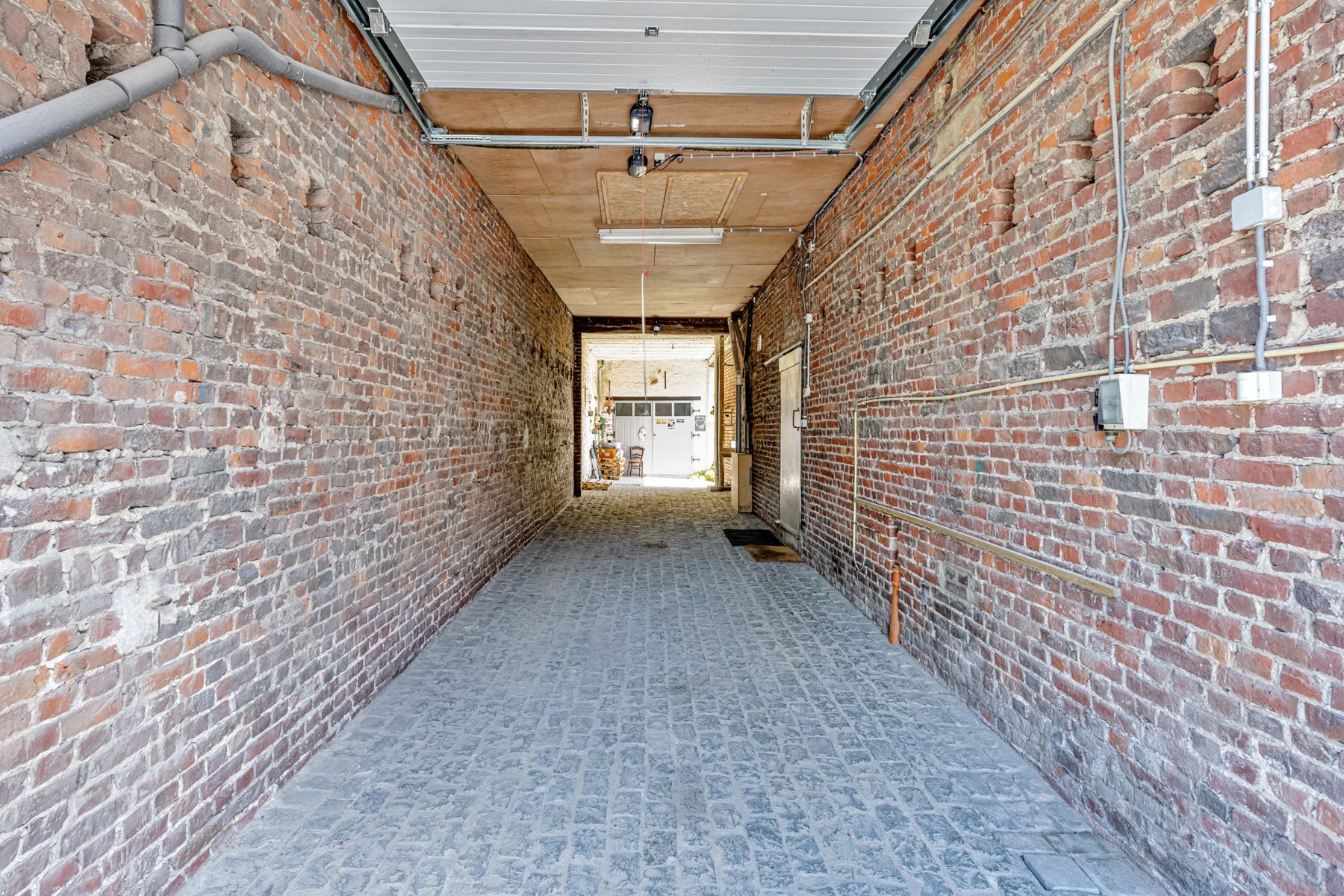 Karaktervolle woning te koop met 5 slaapkamers foto 29