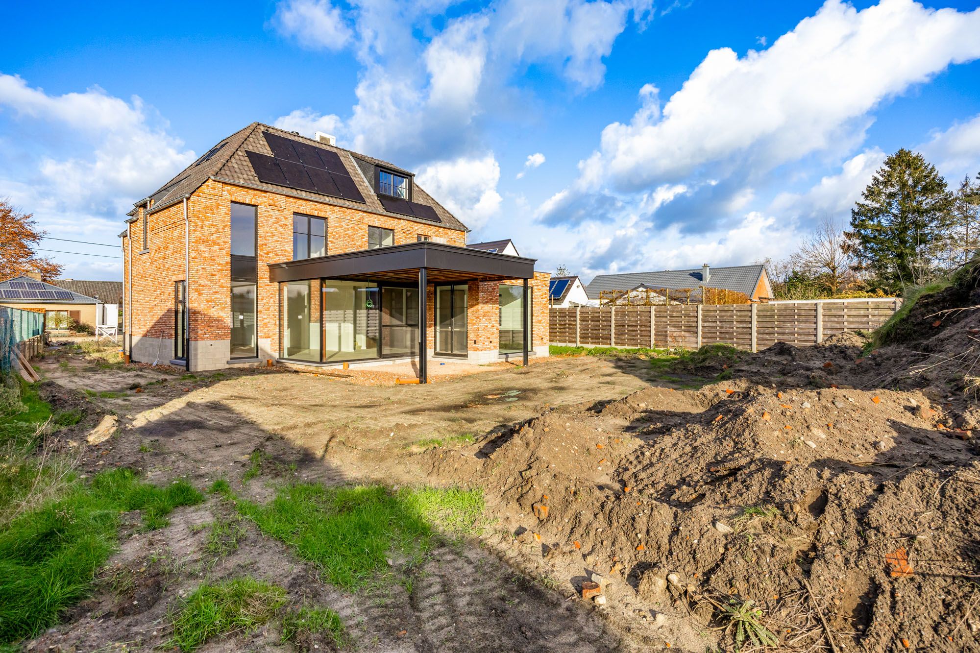 IDEALIS VASTGOED - BIJZONDERE WONING OP EEN KNAP PERCEEL VAN 10A 25CA OP RESIDENTIELE LOCATIE! foto 35