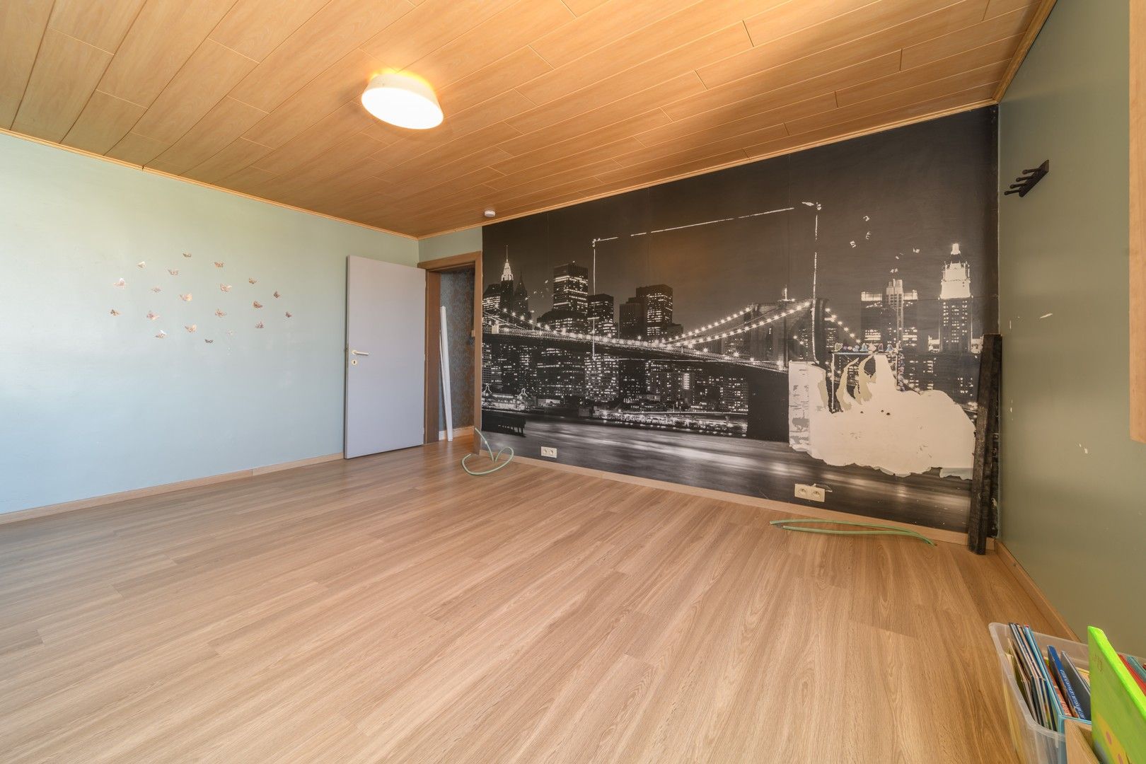 Grotendeels gerenoveerde gezinswoning met 3 slaapkamers en EPC B! foto 14