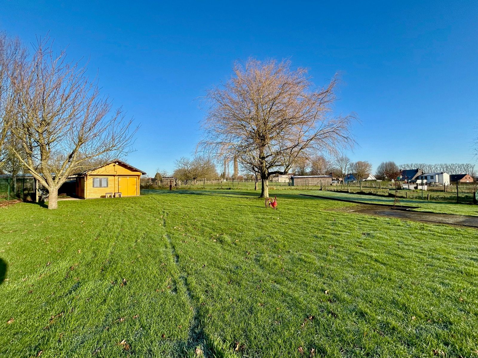 Instapklare villa met prachtige tuin en 3 slaapkamers foto 28