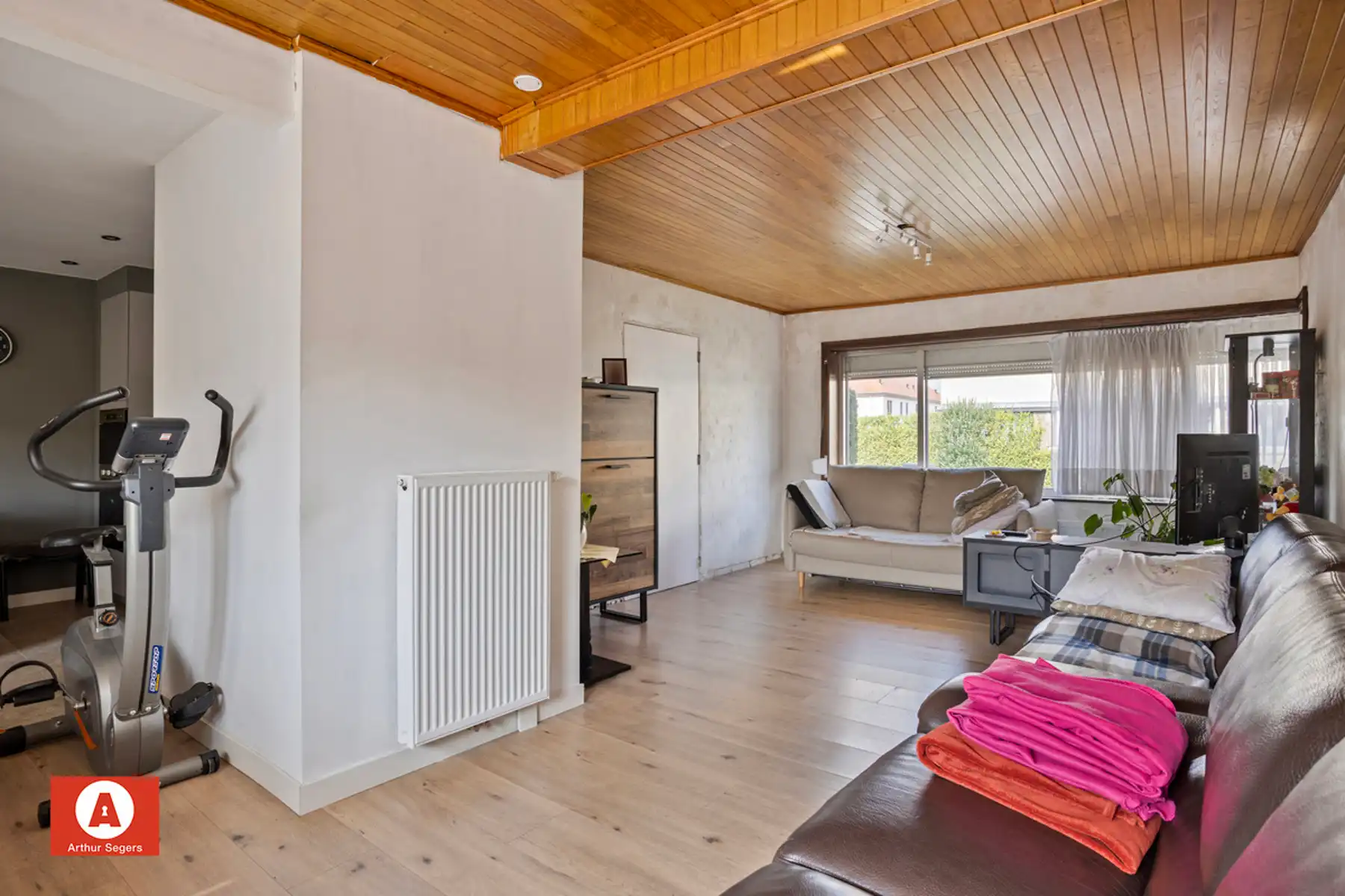 Instapklare Gezinswoning mét 4 slaapkamers - rustige ligging foto 8