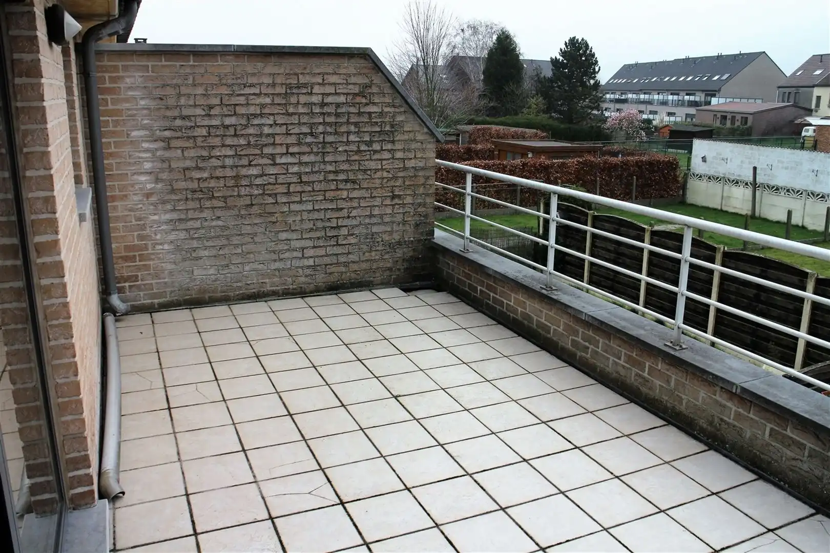  appartement:  groot terras 1ste verdiep bus 2 foto 9