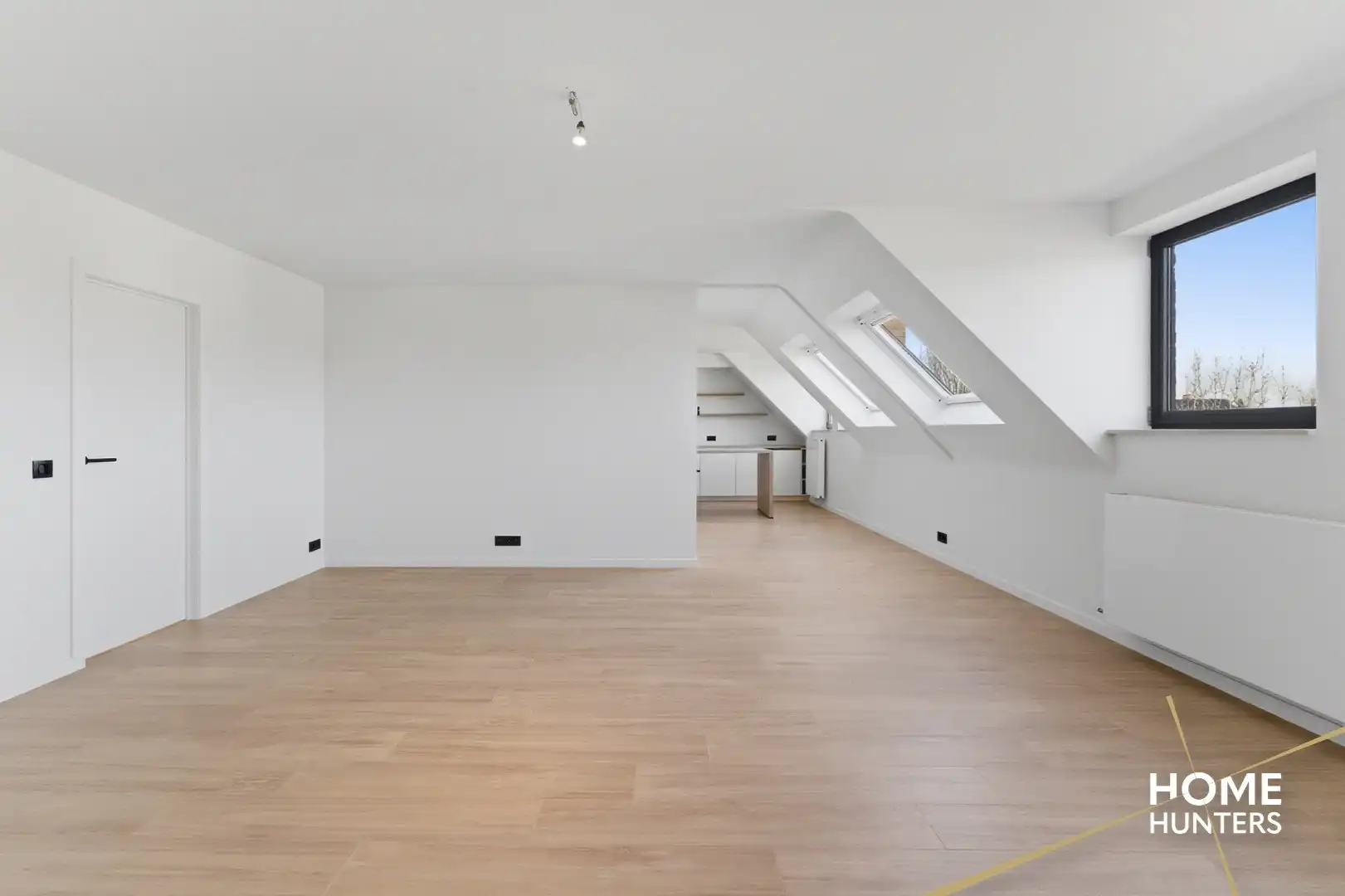 Luxueus 2 slaapkamer appartement met 2 badkamers foto 3