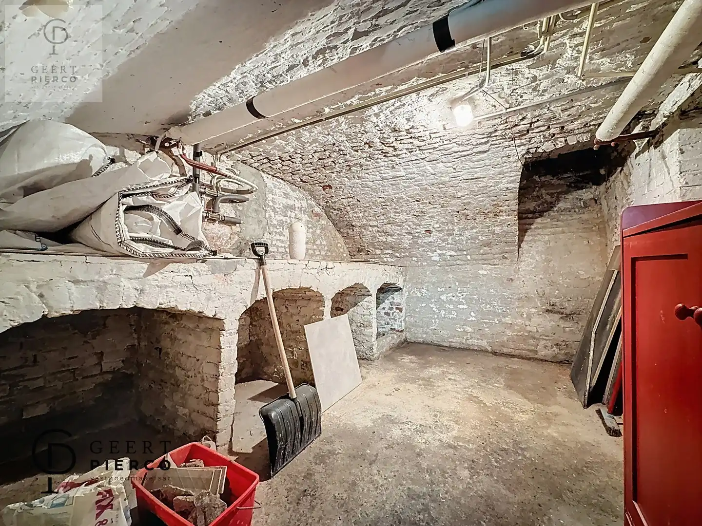 Knappe woning die meteen aanvoelt als thuiskomen foto 33