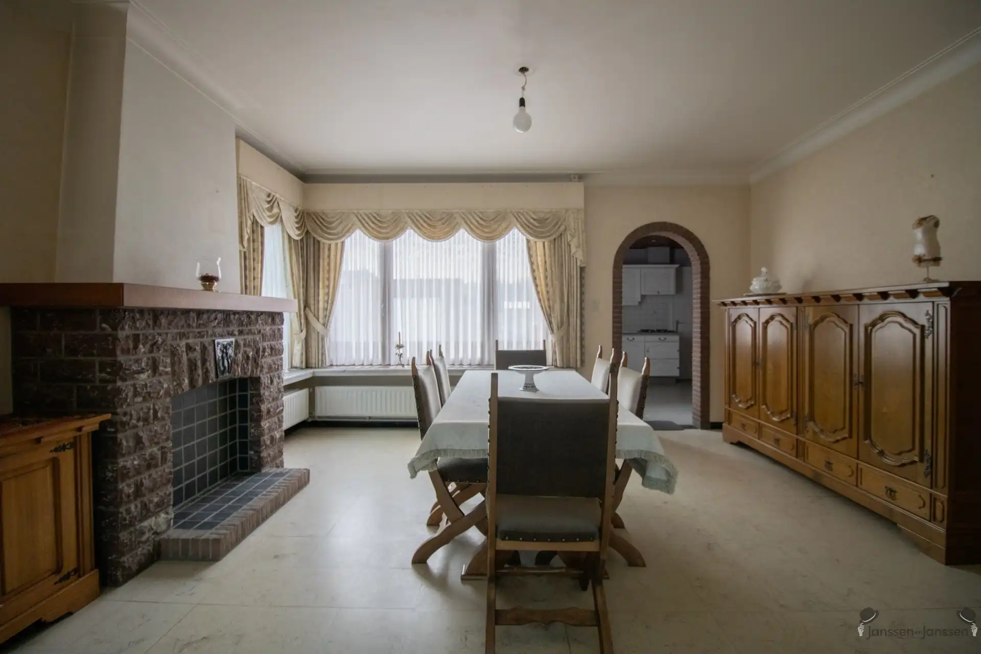 Te renoveren woning met 3 slaapkamers op 643 m² foto 8