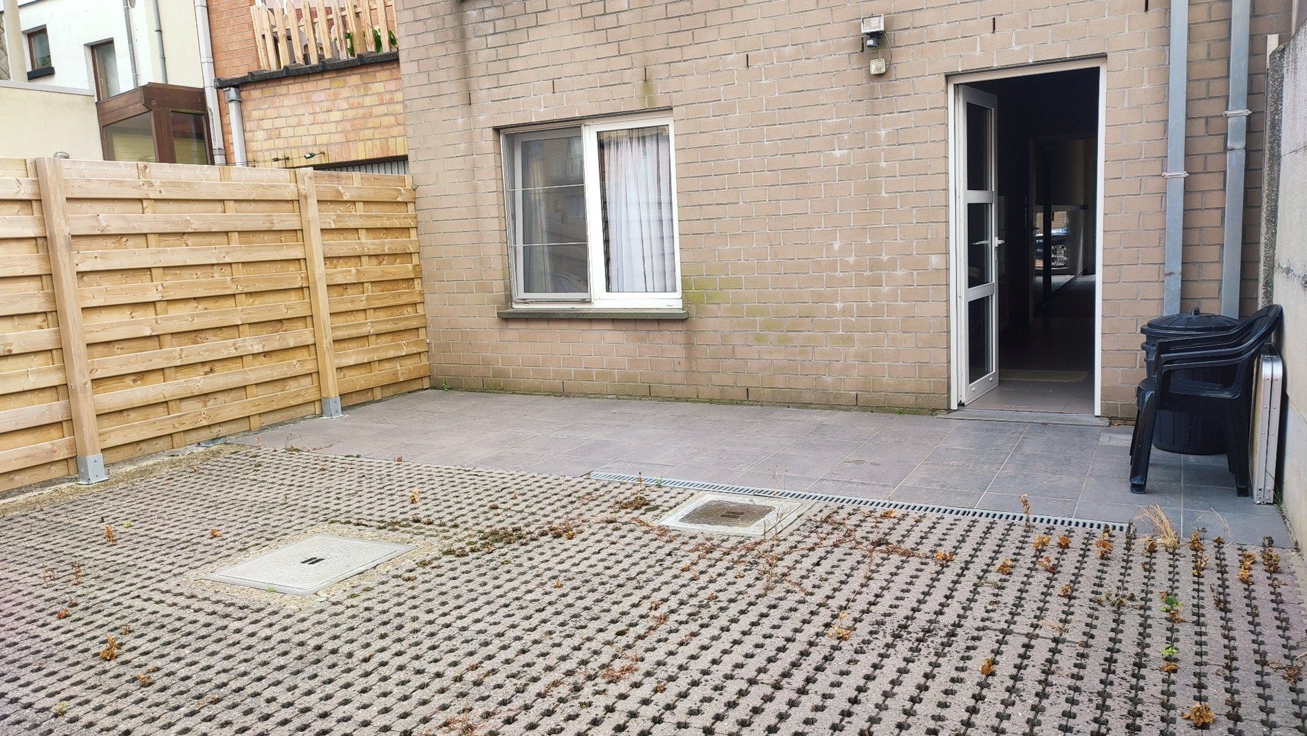 Oostende: gelijkvloers appartement met terras nabij AZ-Damiaan foto 7