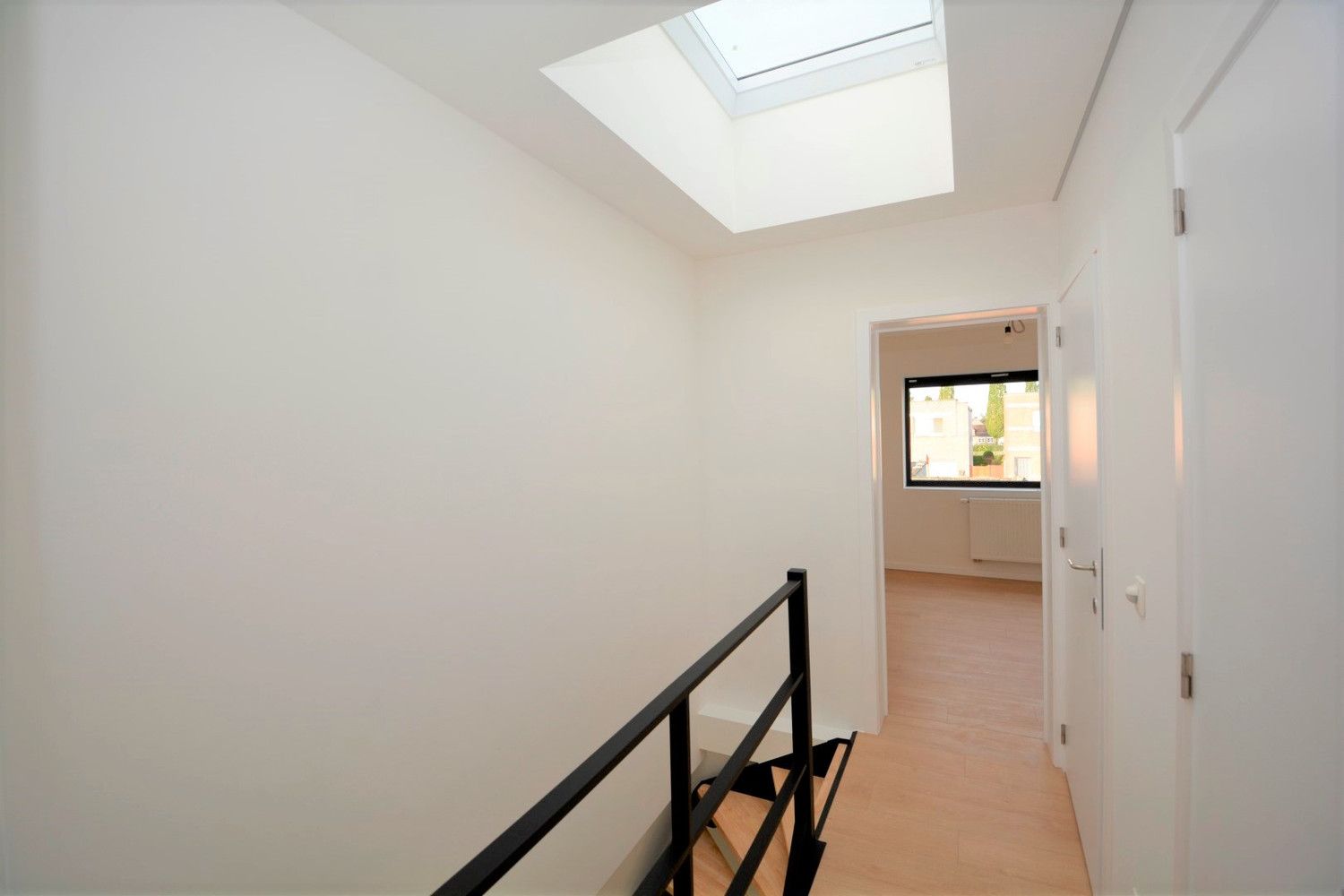 RECENT GERENOVEERDE WONING MET 2 SLK EN TUIN! foto 10