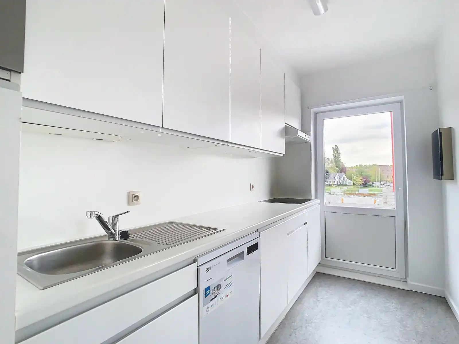Centraal gelegen appartement met 1 slpk én garage! foto 5