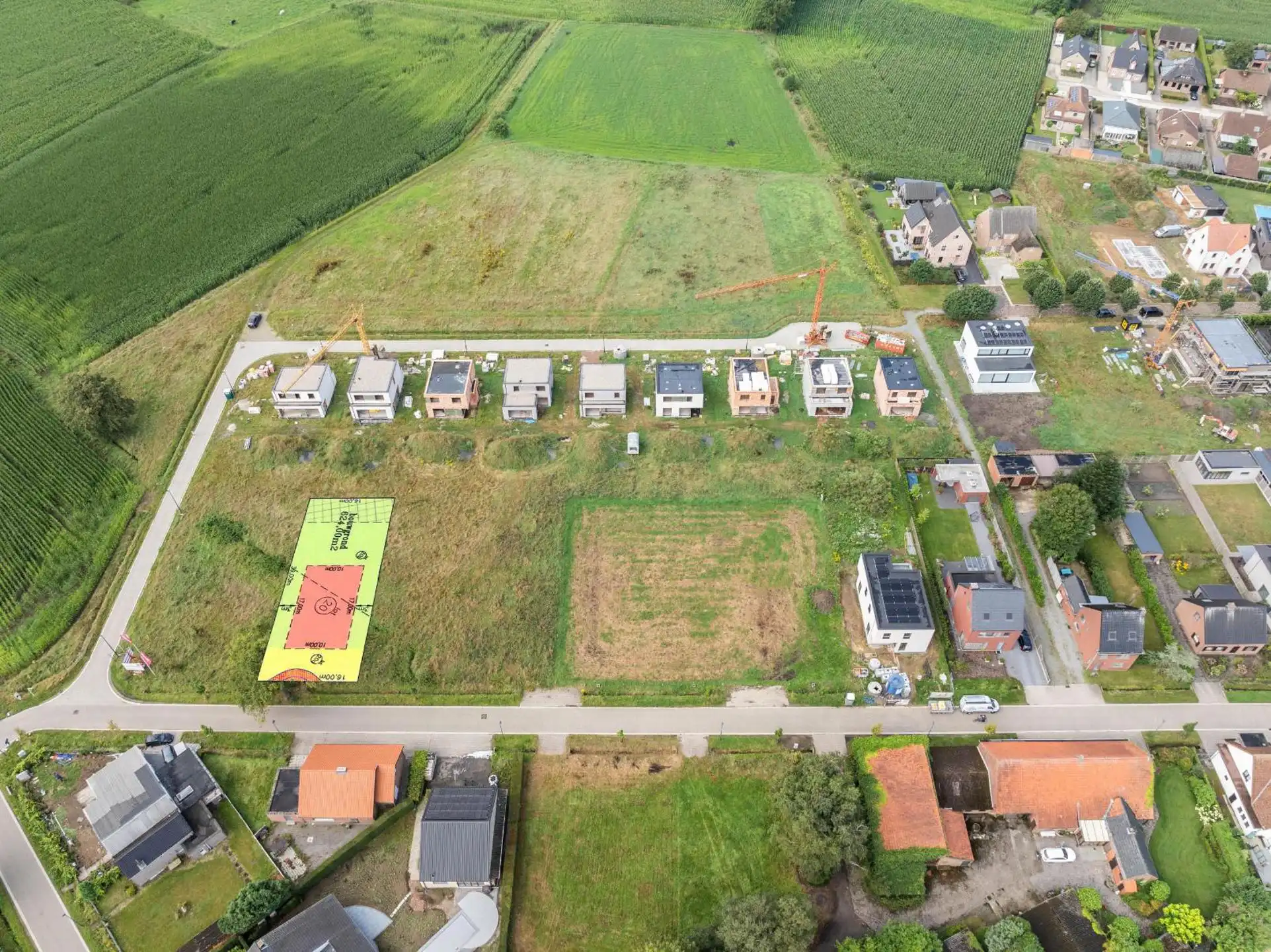 Bouwgrond voor open bebouwing op 624m² foto 2