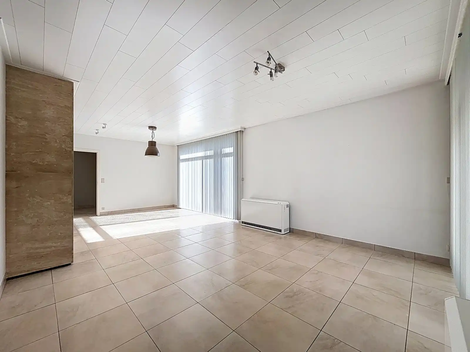 Mooi gelegen, alleenstaande Woning, 2 SLPK, garage én Tuin! foto 5