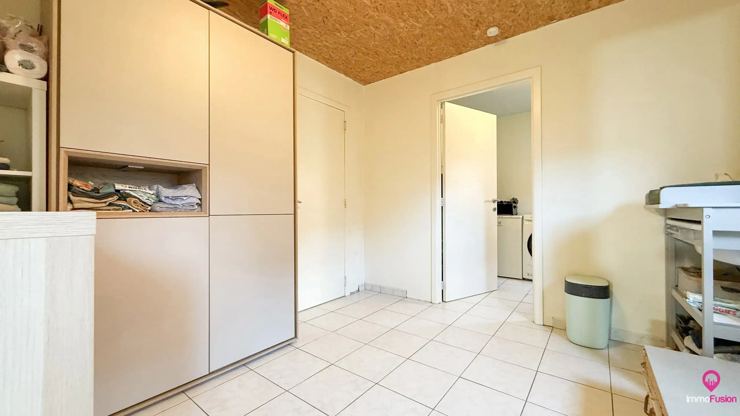 Kangoeroe woning met 5 slpks rustig gelegen! foto 12