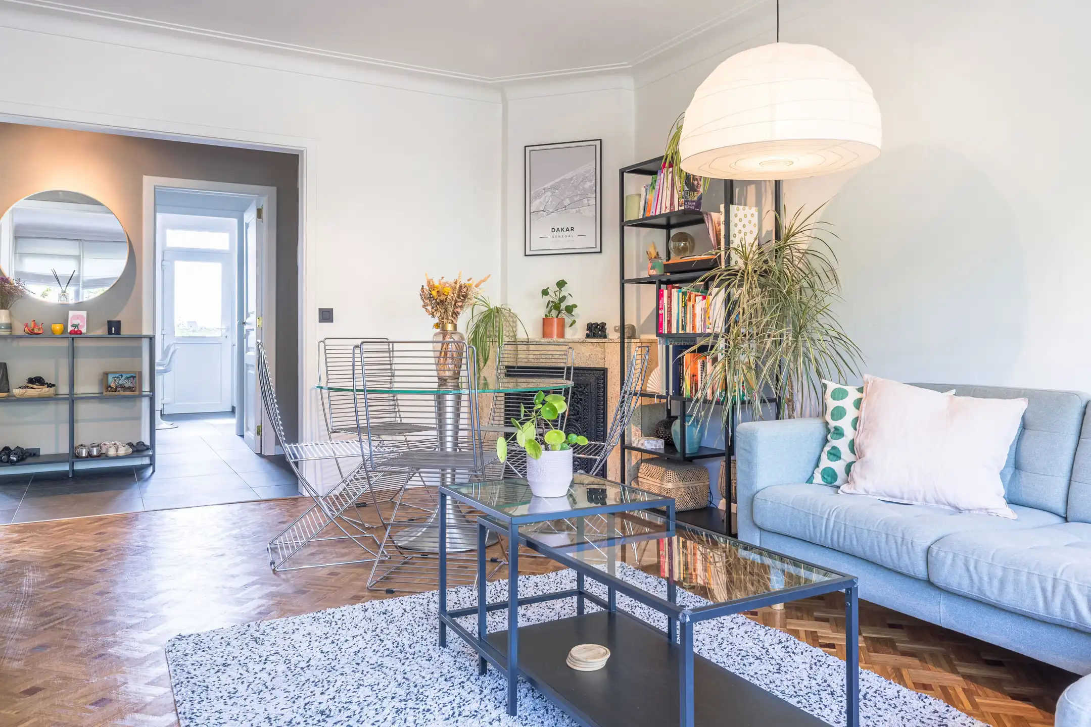Mooi appartement met 2 slaapkamers, terras en kelder foto 4