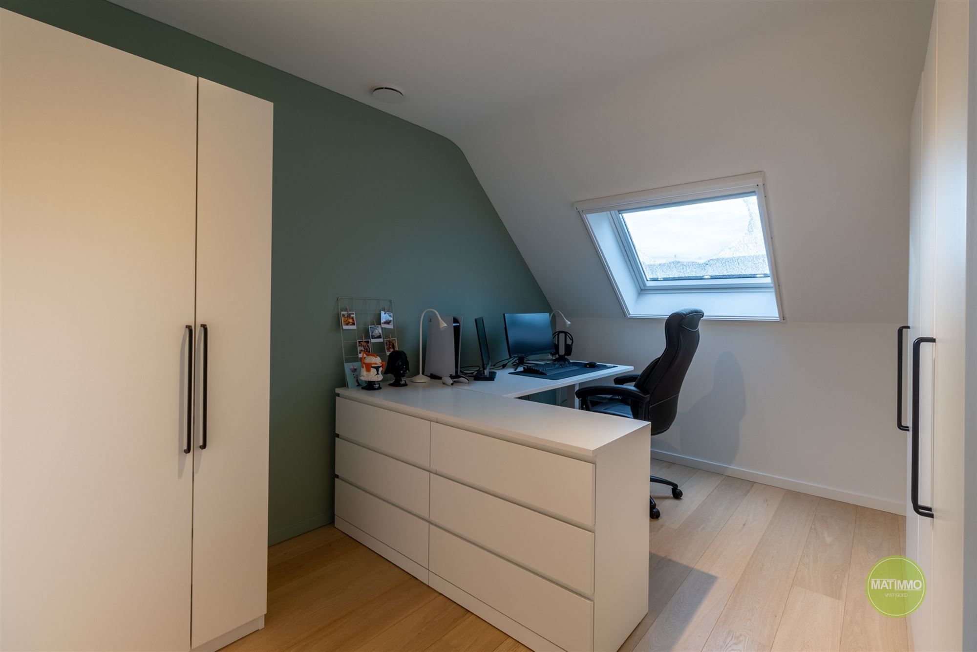 Modern duplex appartement met 2 slaapkamers te Mol foto 13