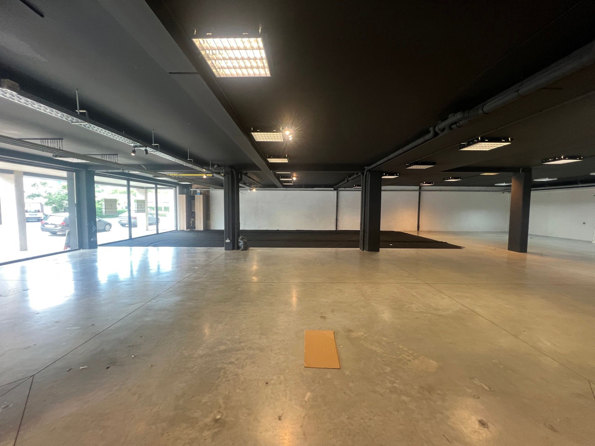 POLYVALENT HANDELSPAND / KANTOOR  foto 6
