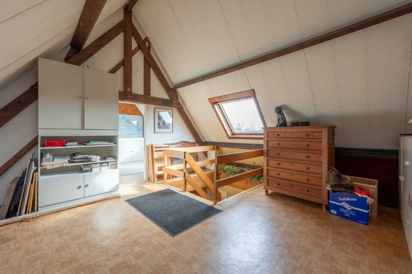 Ruime vrijstaande woning met prachtige tuin in het rustige Moerkerke (St Rita) foto 17