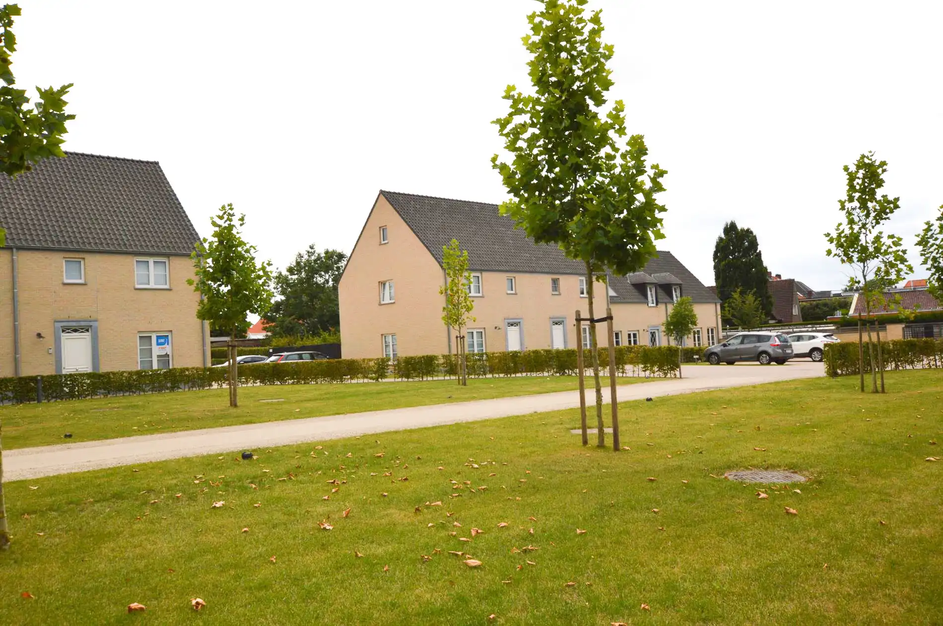 Prachtige en ruime eengezinswoning met parkeerplaats en garage in het centrum van Lichtervelde foto 13