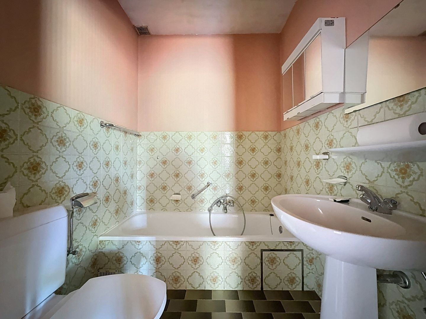 Te renoveren vrijstaande bungalow nabij de jachthaven van Nieuwpoort. foto 12
