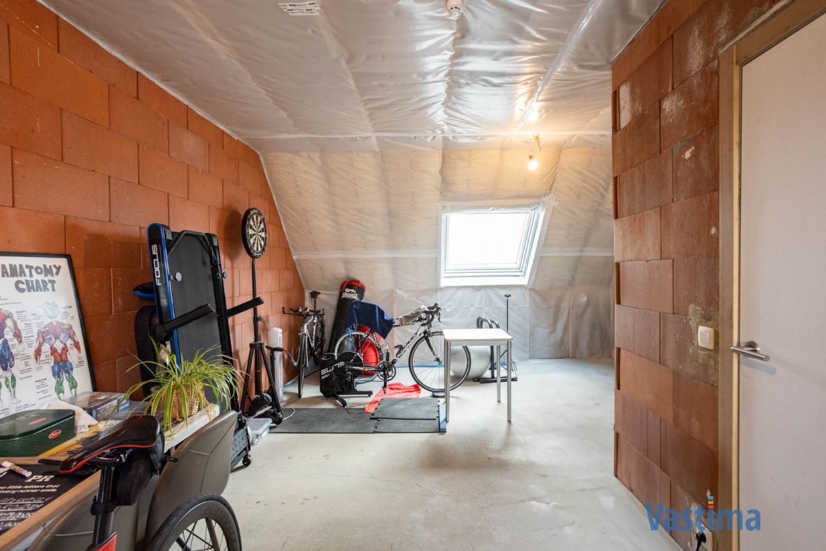 Recente gezinswoning met ruimte, comfort én een uitstekende ligging foto 22