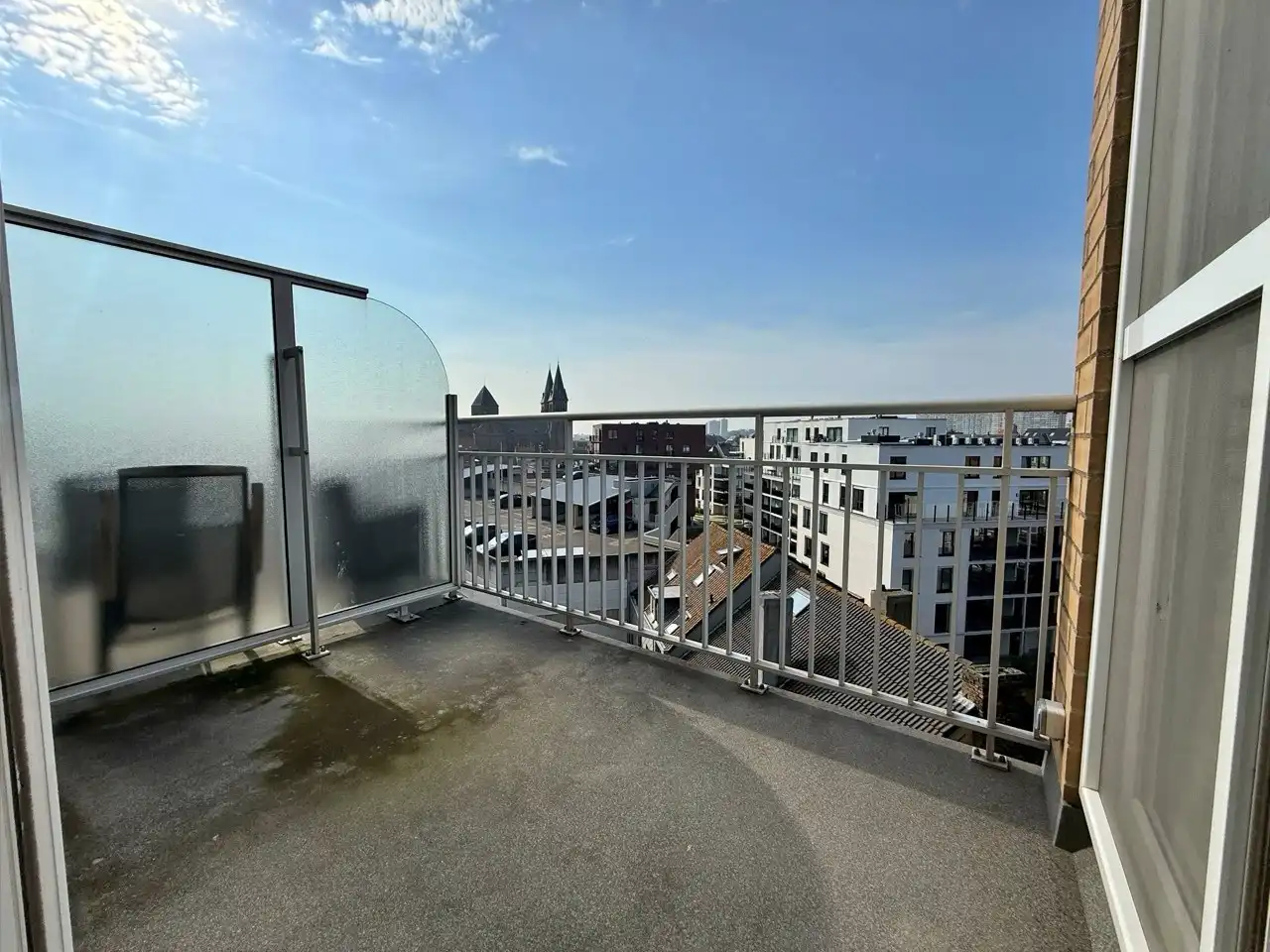 Recent appartement met kwalitatieve afwerking te Oostende foto 13