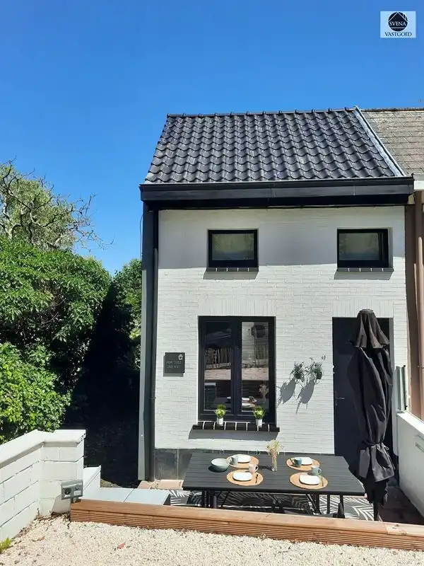 Hoofdfoto van de publicatie: ZEER LEUKE STARTERSWONING TE GERAARDSBERGEN