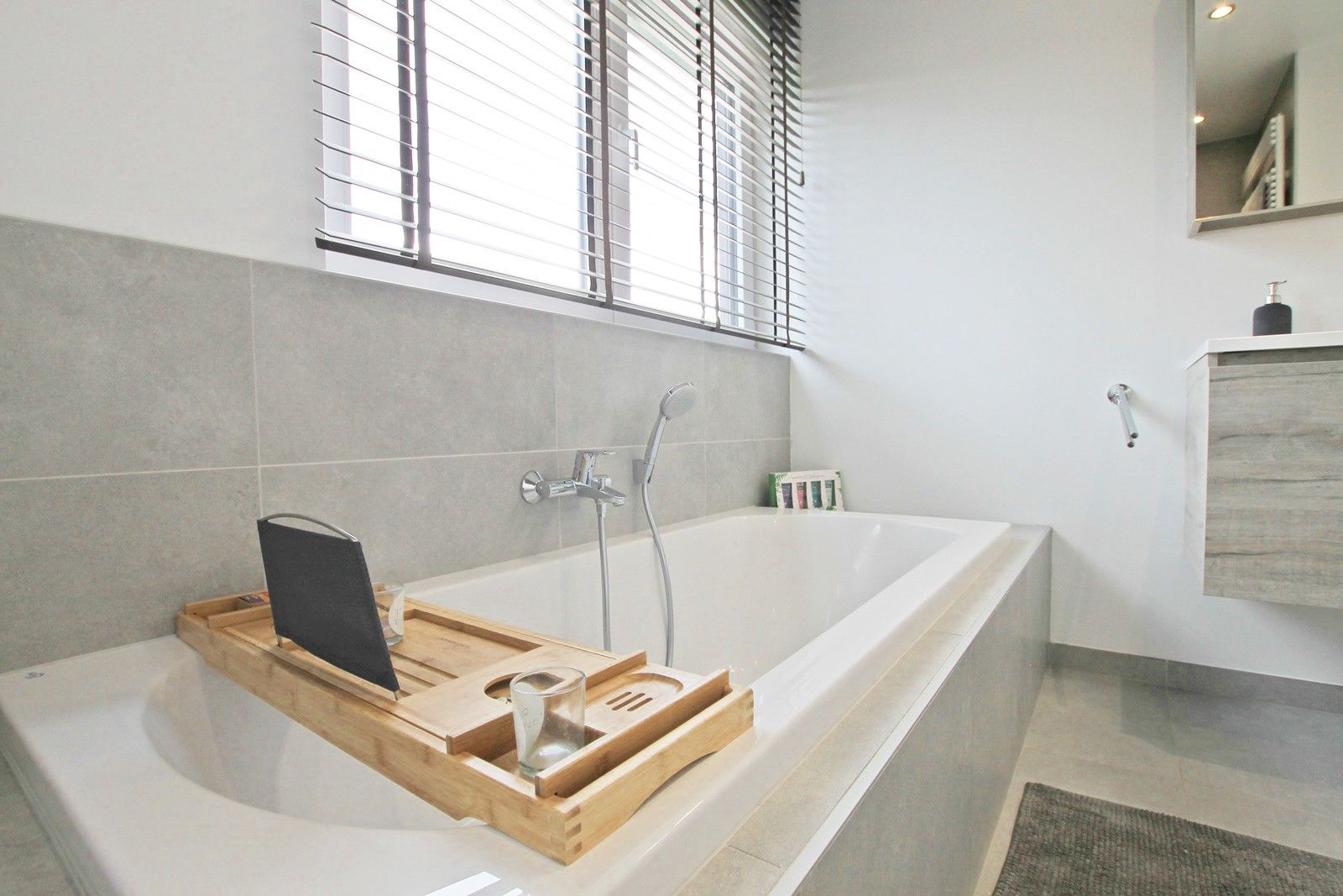 Instapklare recente woning met zuidgerichte tuin op toplocatie foto 12