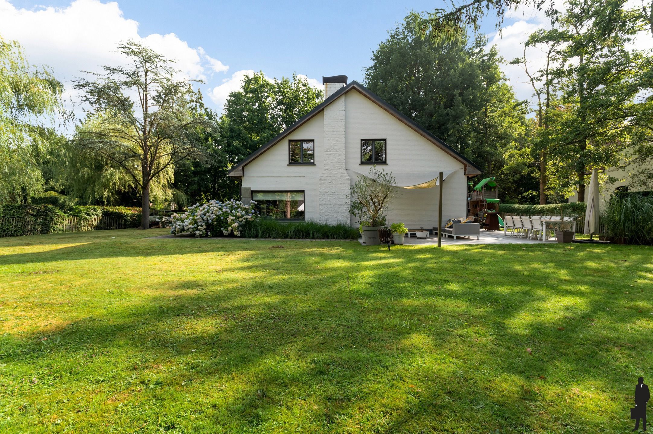 Stijlvolle gezinswoning op perceel van 2.165 m² in residentiële wijk Den Drijhoek foto 26