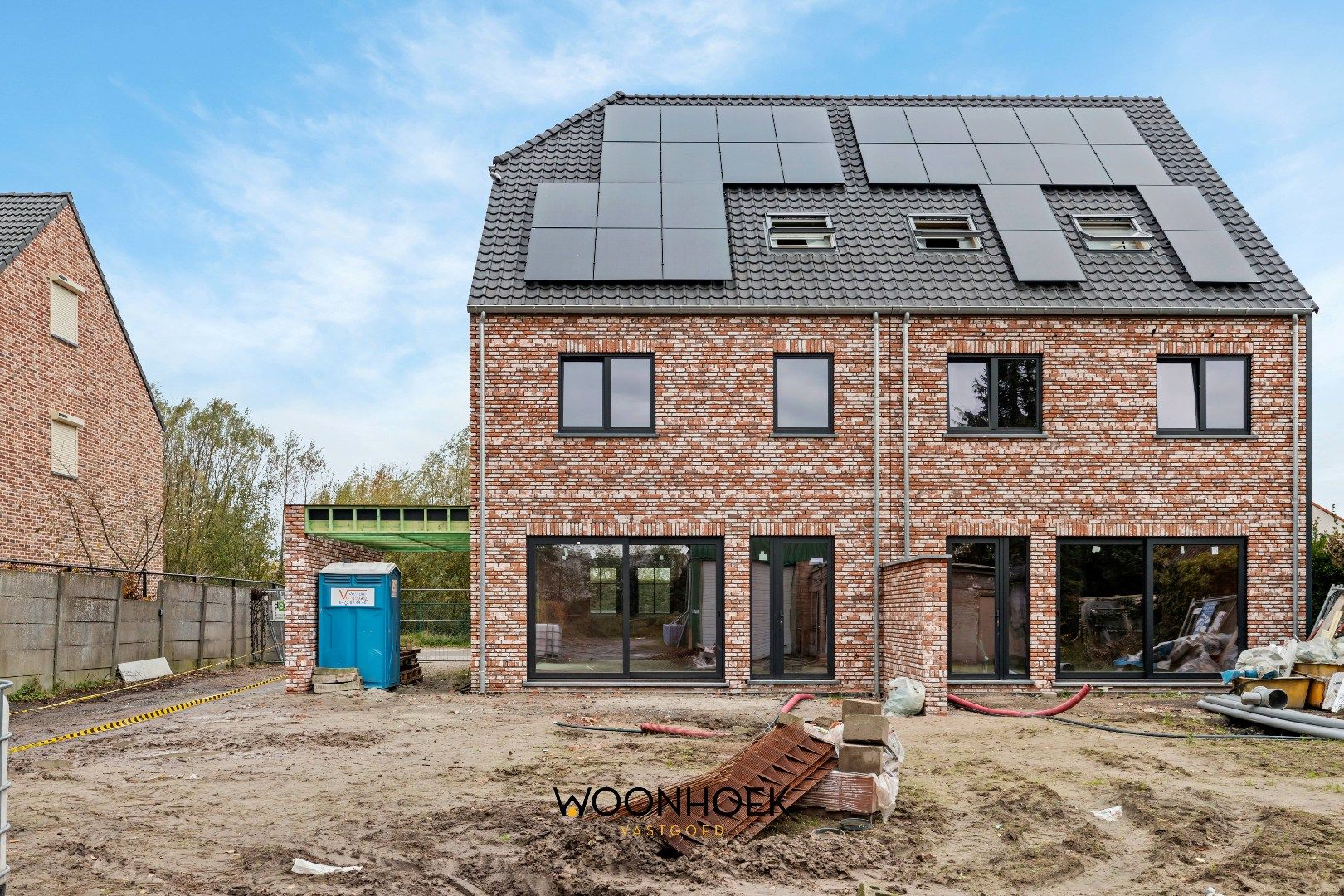 Nieuwbouwwoning in pastorale stijl met 5 slaapkamers  foto 15