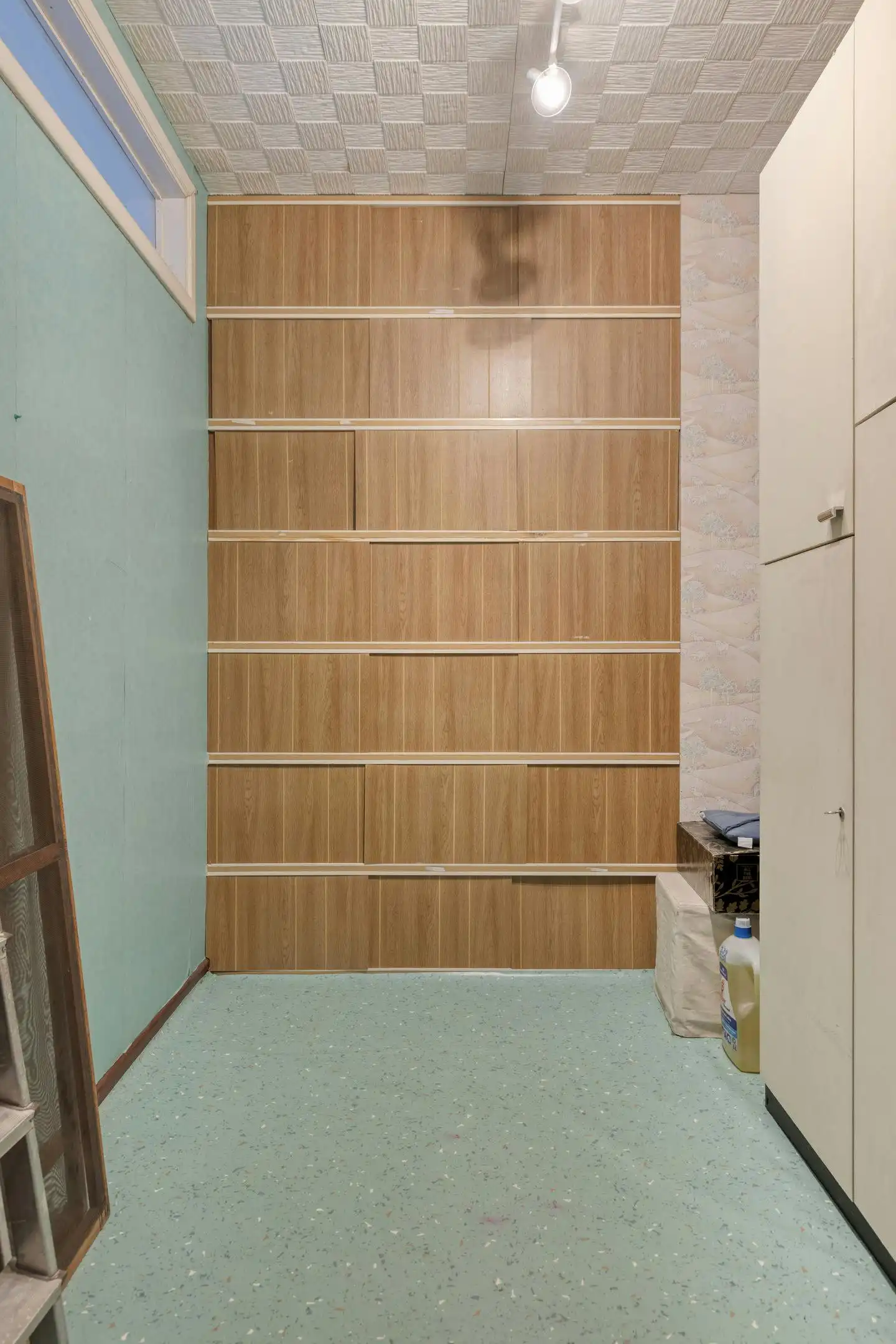 Te renoveren appartement met 2 slaapkamers te koop in Wilrijk  foto 16