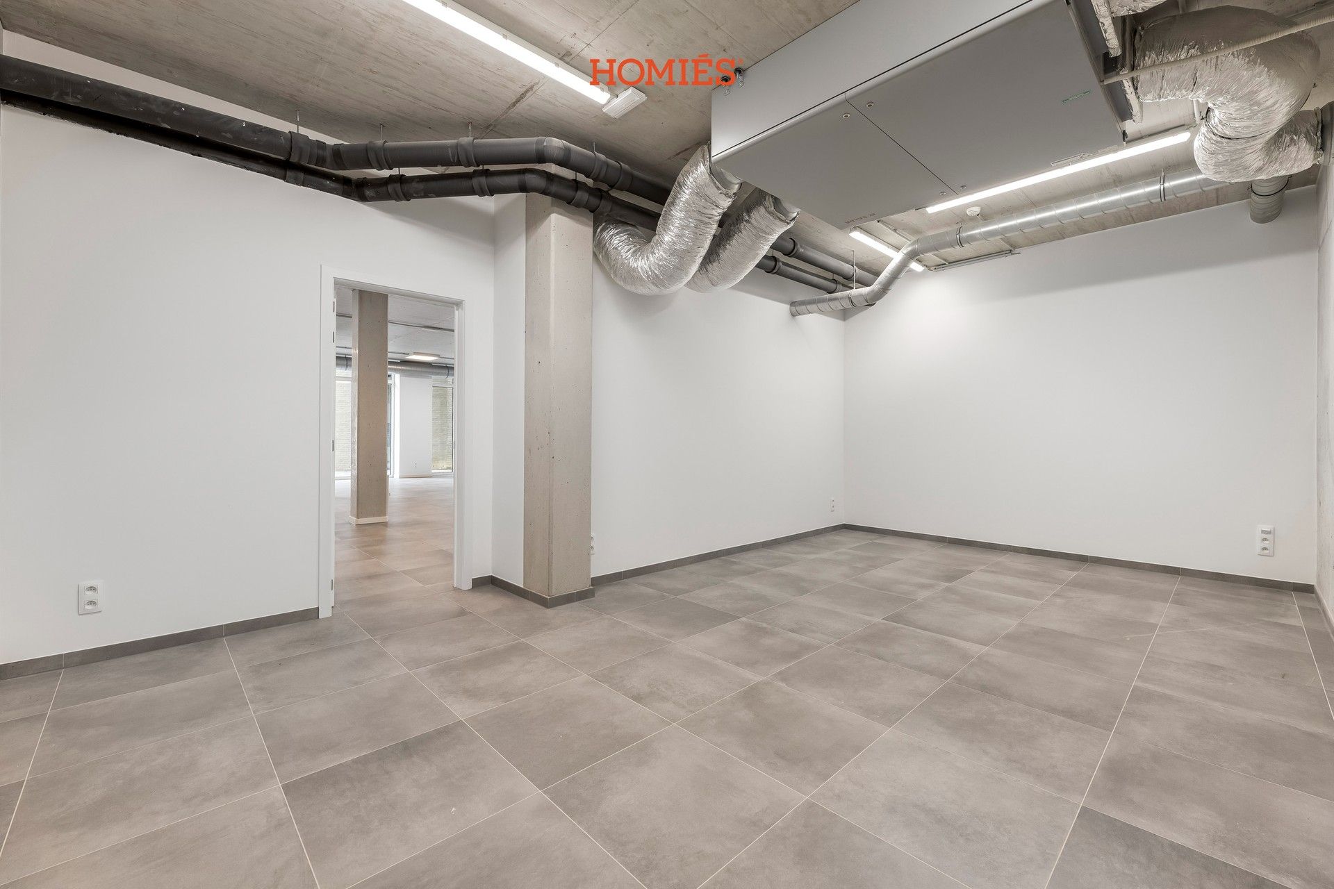 Grote commerciële nieuwbouwruimte te huur foto 8