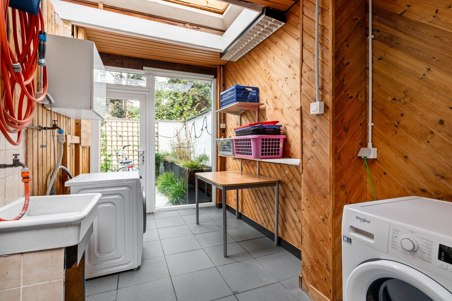 Charmant huis met 3 slaapkamers, koer en terras te Deurne! foto 11